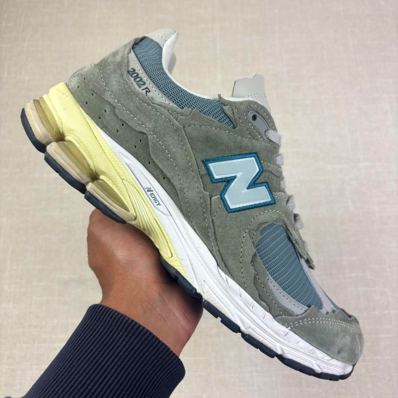 New Balance 🐘 2022 New Balance 2002R Protection Pack “Mirage Grey” 10M Size US 10 / EU 43 - 1 Thumbnail