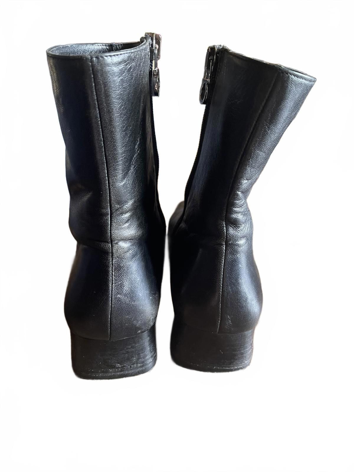 Designer Salvatore Ferragamo booties Size US 8.5 / IT 38.5 - 4 Thumbnail