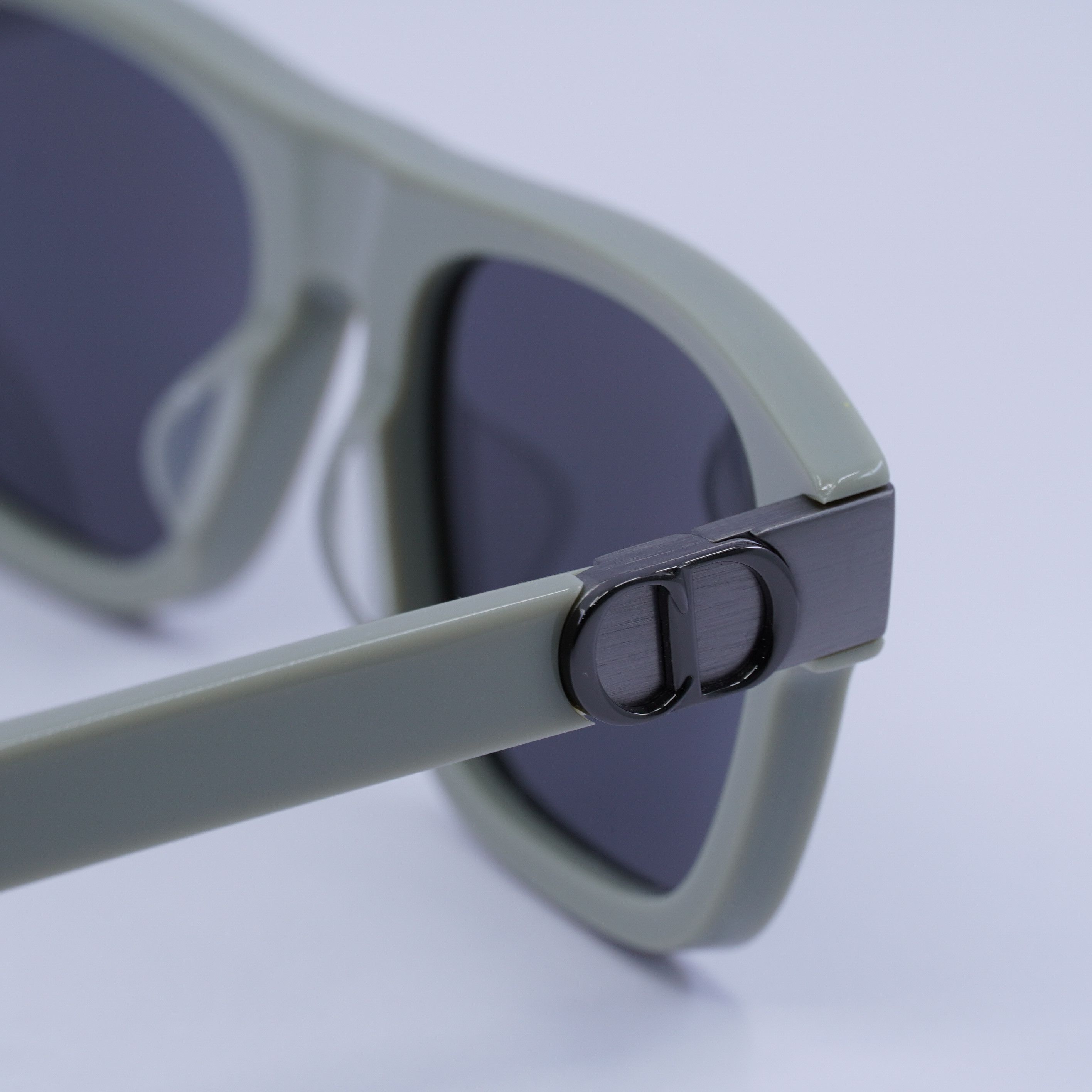 Dior Dior CD ICON S3F 78A0 Sunglasses Grey Square Frame Size ONE SIZE - 5 Thumbnail