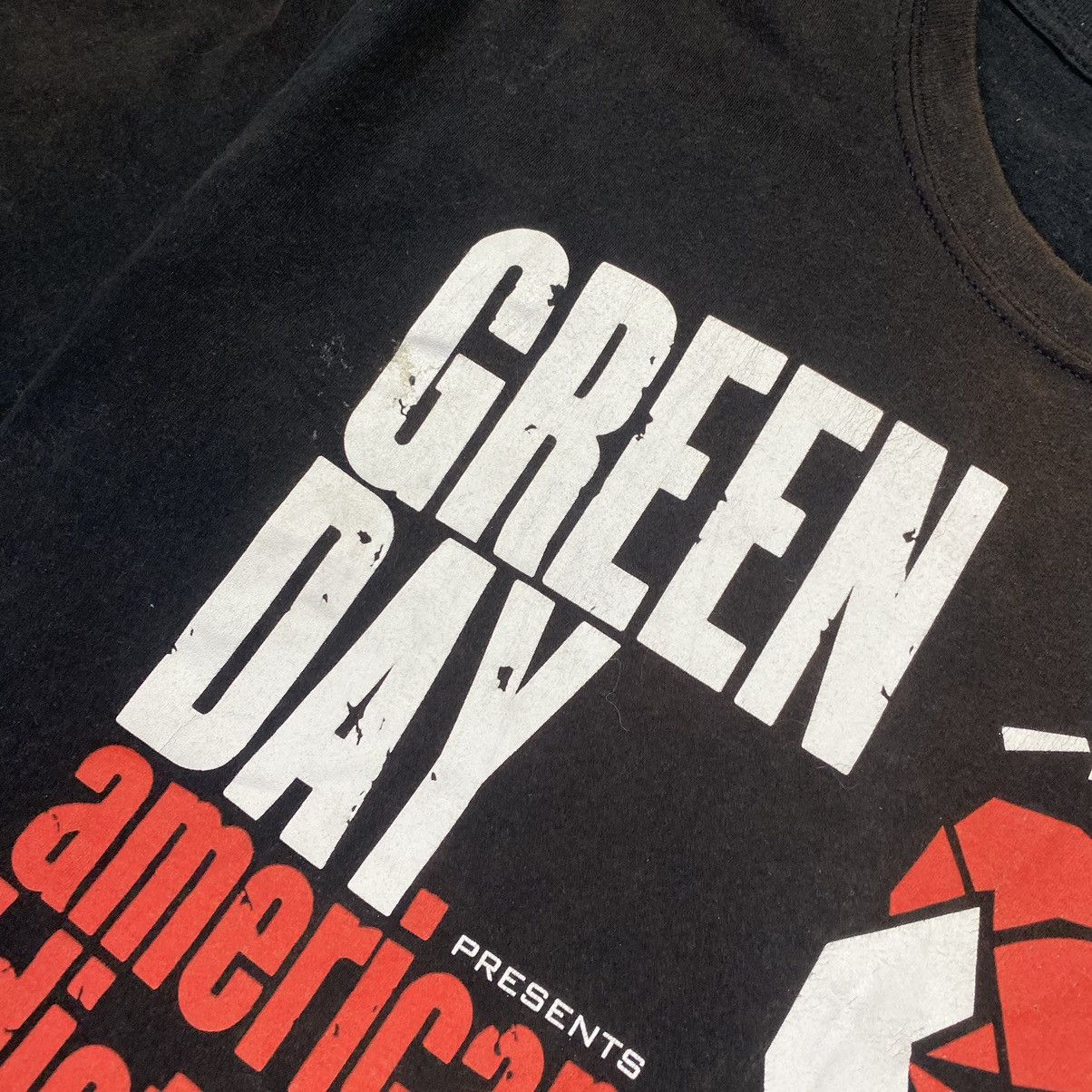Band Tees Vintage Green Day American Idiot big logo 90’s tee Size US L / EU 52-54 / 3 - 3 Thumbnail