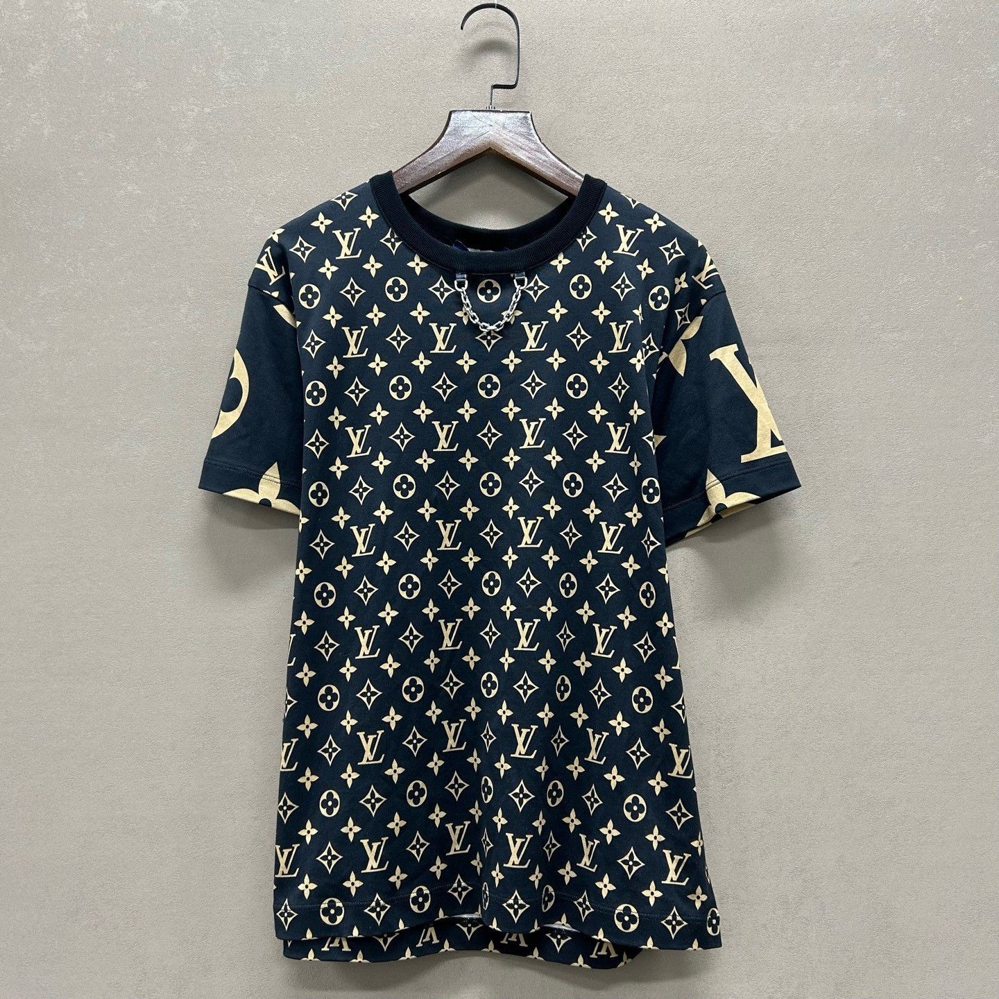 Louis Vuitton Louis Vuitton Monogram Print Short-Sleeve S Size S / US 4 / IT 40 - 1 Thumbnail