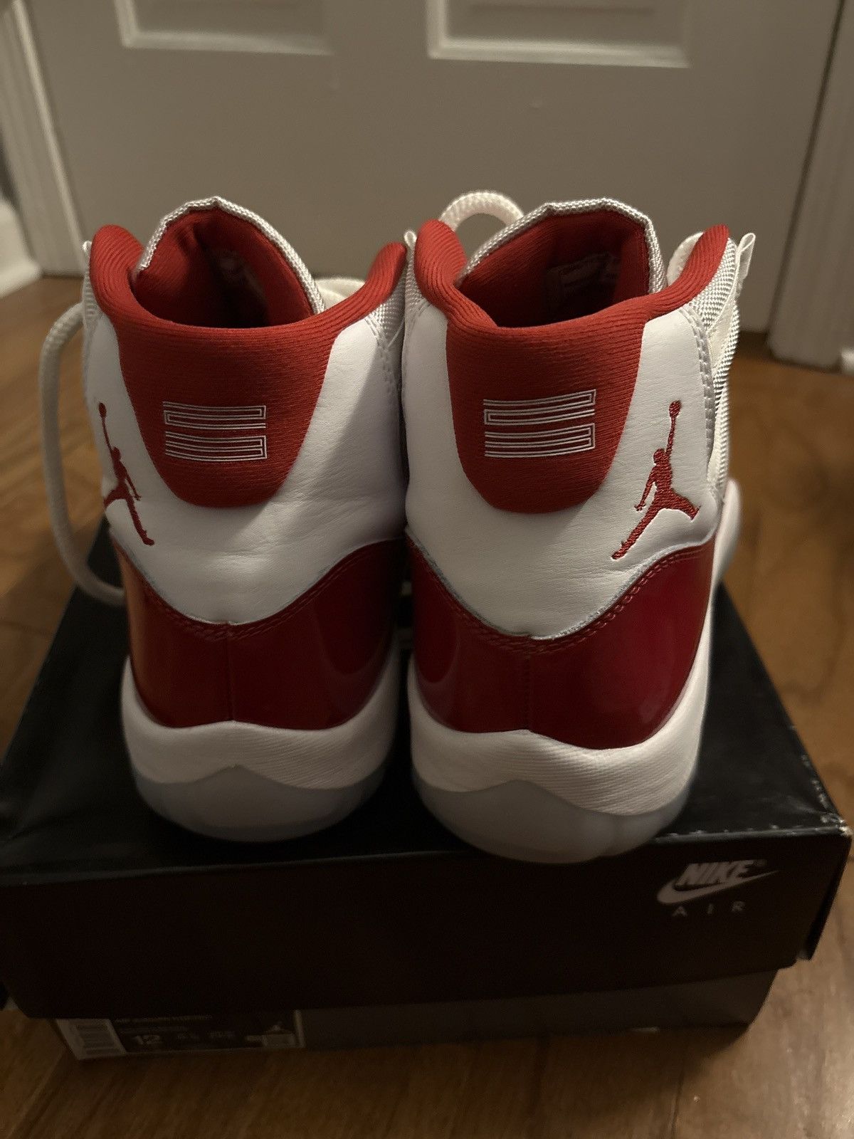 Jordan Brand Jordan 11 Cherry Red Size 12 Size US 12 / EU 45 - 6 Thumbnail