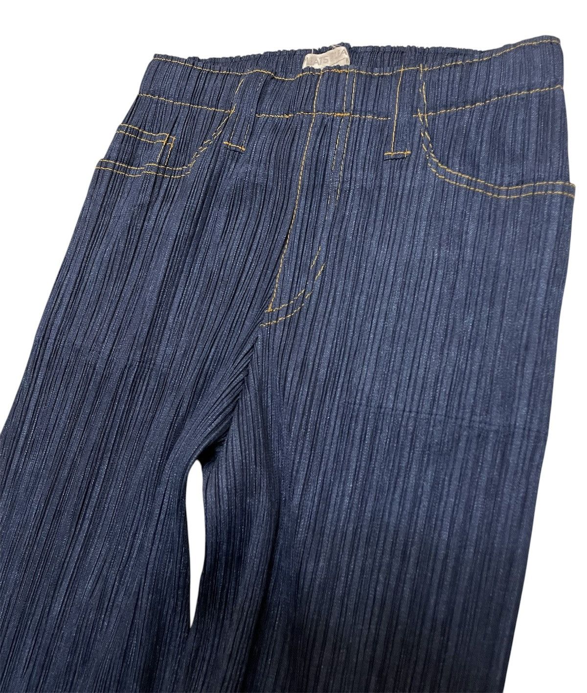 Pleats Please Issey Miyake Pleats Please Denim Transfer Trompe L'oeil Pants Size 34" / US 12 / IT 48 - 5 Thumbnail