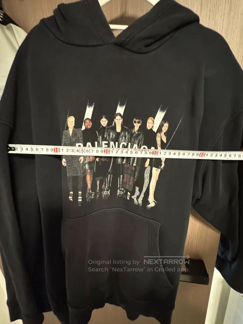 Balenciaga Balenciaga Hooded Sweatshirt Size US XL / EU 56 / 4 - 7 Thumbnail