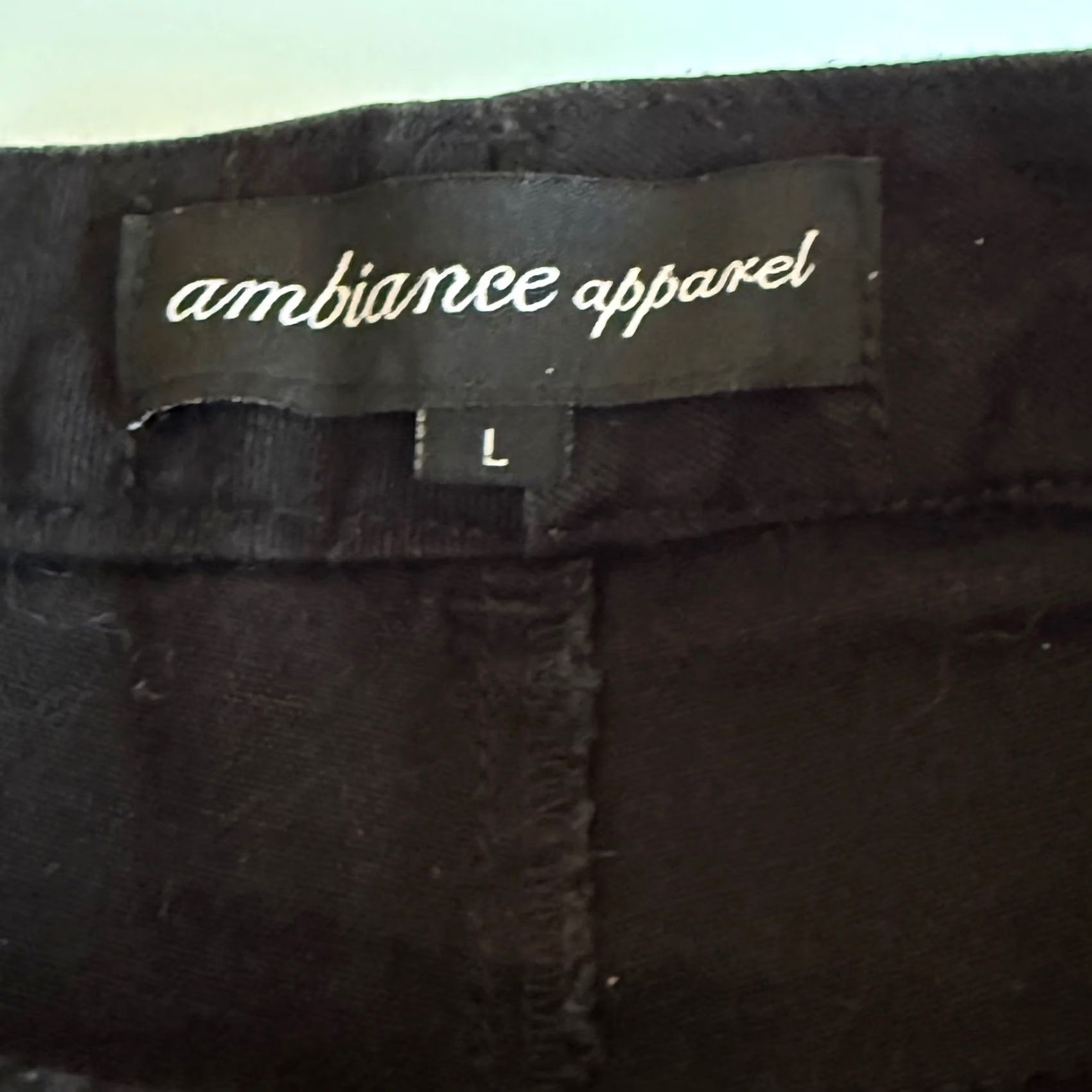 Vintage Ambiance Apparel Black Den im Shorts Cut-Off L Womens Boho Festival Crochet Lace Trim Denim Shorts Casual Party/Cocktail Girls? Size 24" / US 00 / IT 34 - 4 Thumbnail