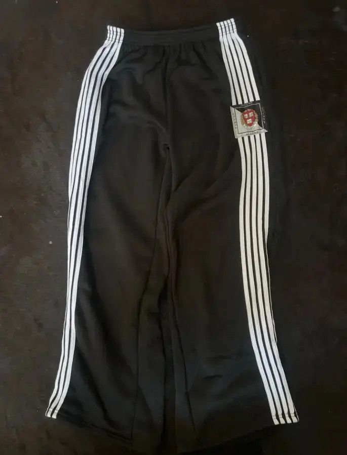 Japanese Brand Black Baggy Soccer Crest Track Pants Sweatpants Size US 32 / EU 48 - 2 Thumbnail