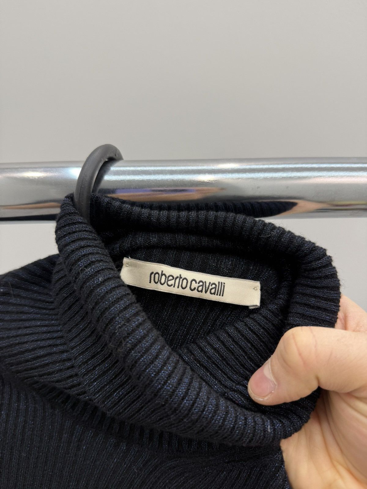 Roberto Cavalli Roberto Cavalli Ribbed Metal Wool Turtleneck Sweater Size XS / US 0-2 / IT 36-38 - 4 Thumbnail