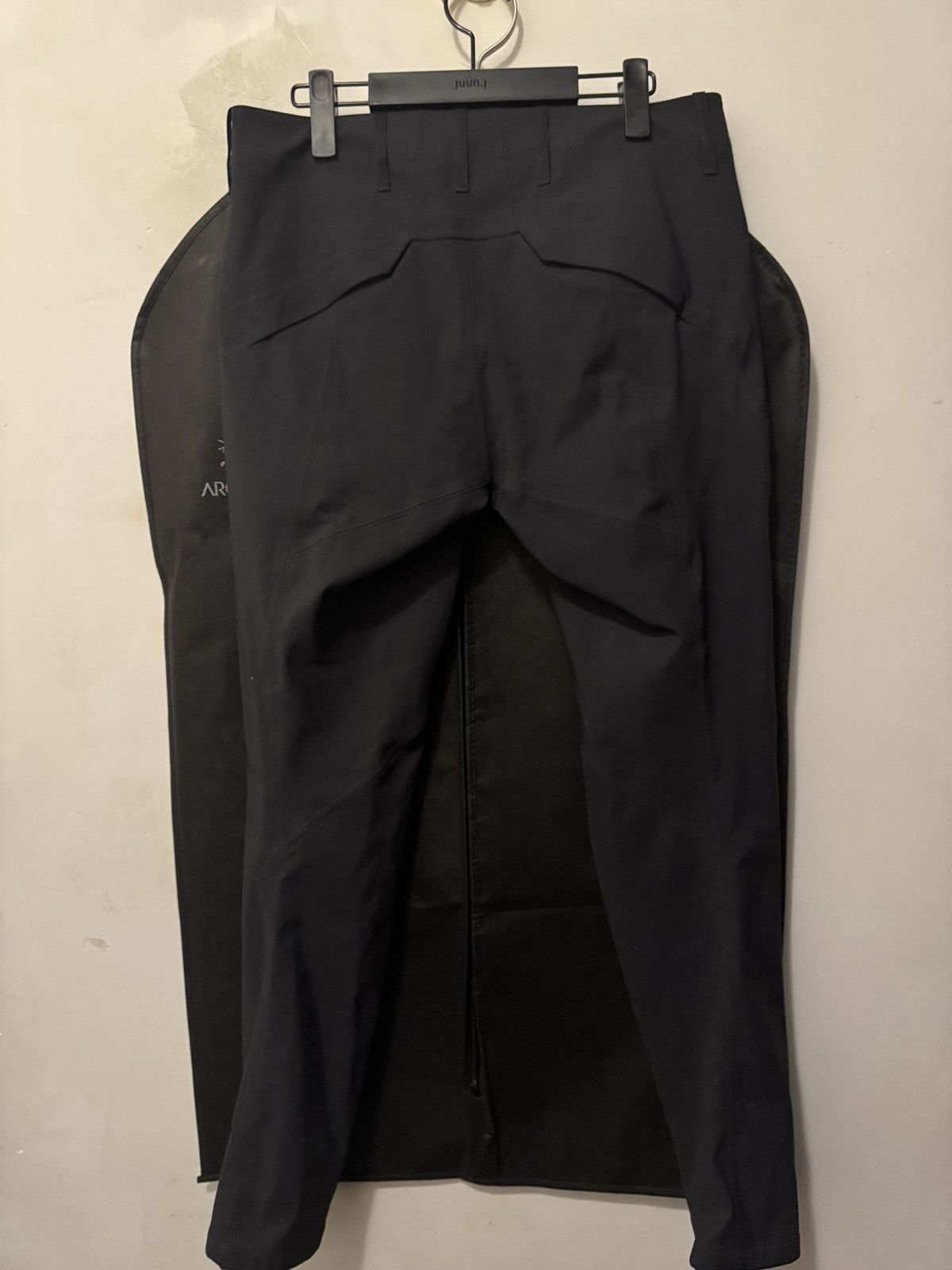 Veilance Veilance Black indices trousers Size US 30 / EU 46 - 3 Thumbnail
