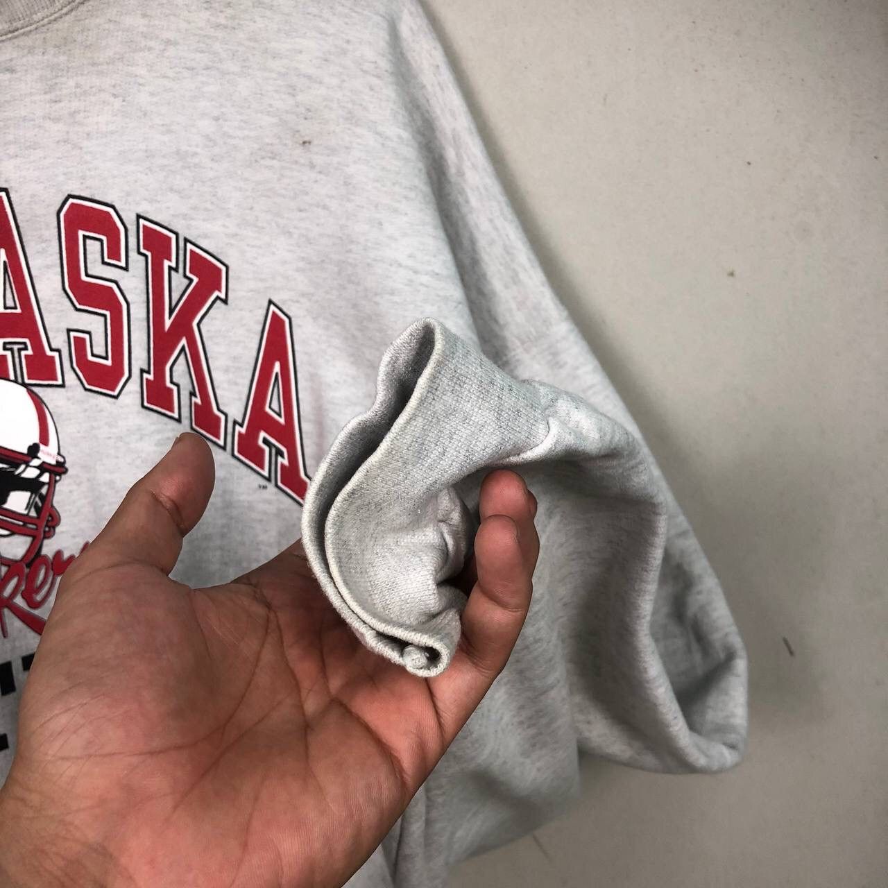 NFL × Vintage Vintage 90s Nebraska Huskers Football Crew-neck Size US XL / EU 56 / 4 - 5 Thumbnail