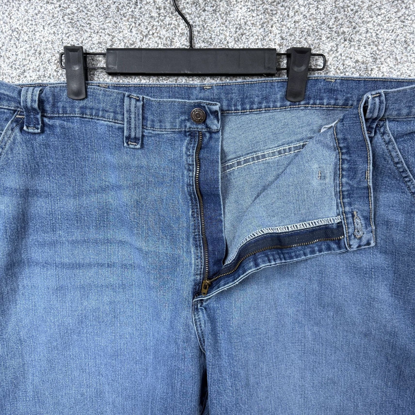 Wrangler Wrangler Cargo Shorts Mens 44 Blue Denim Carpenter Workwear Utility Stretch Cargo Shorts Mens Blue Denim Stretch Size US 44 / EU 60 - 7 Thumbnail