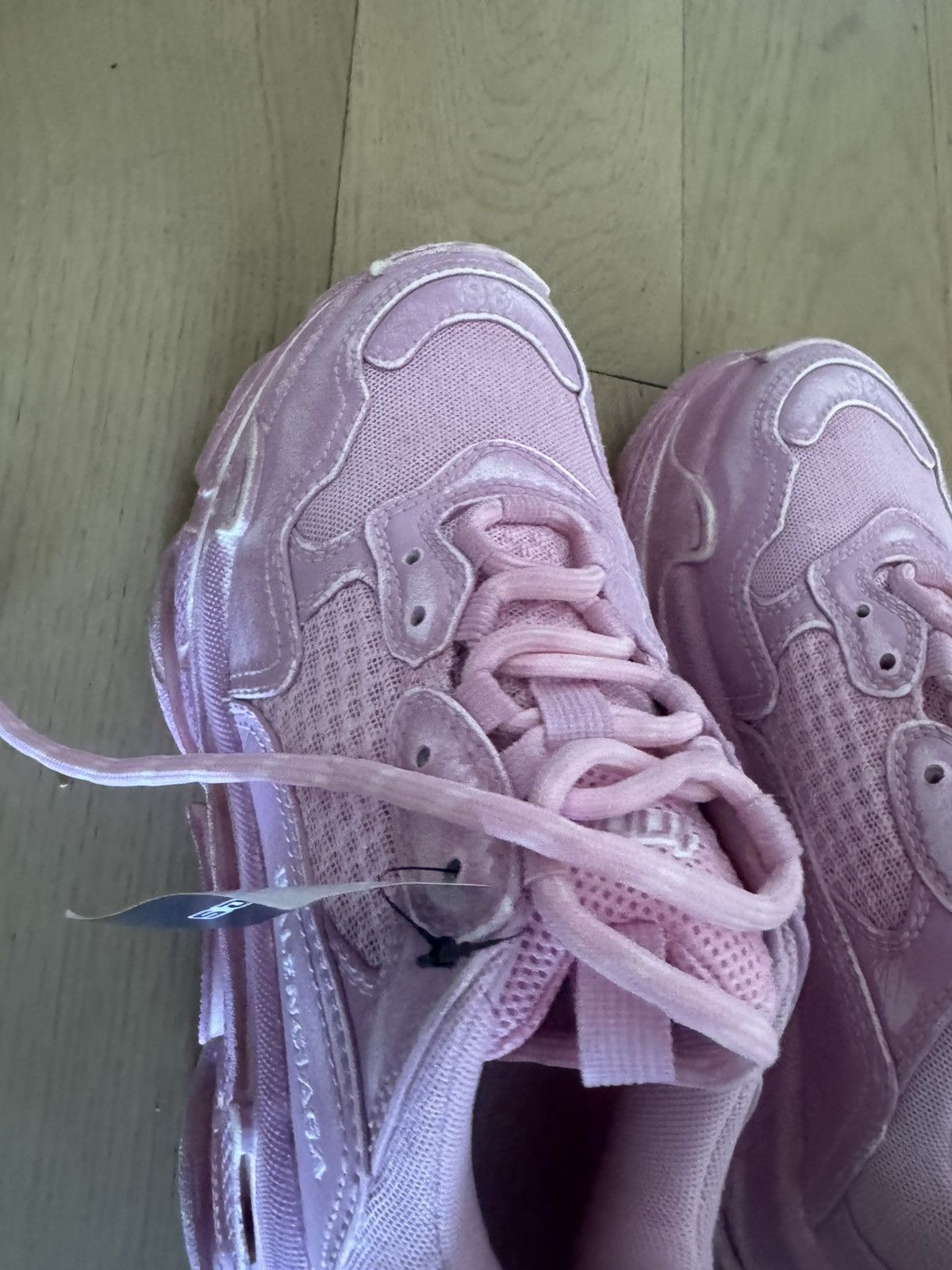 Balenciaga NEW Balenciaga Women’s Triple S Sneaker Faded Pink Size 36 Size US 6 / IT 36 - 16 Thumbnail