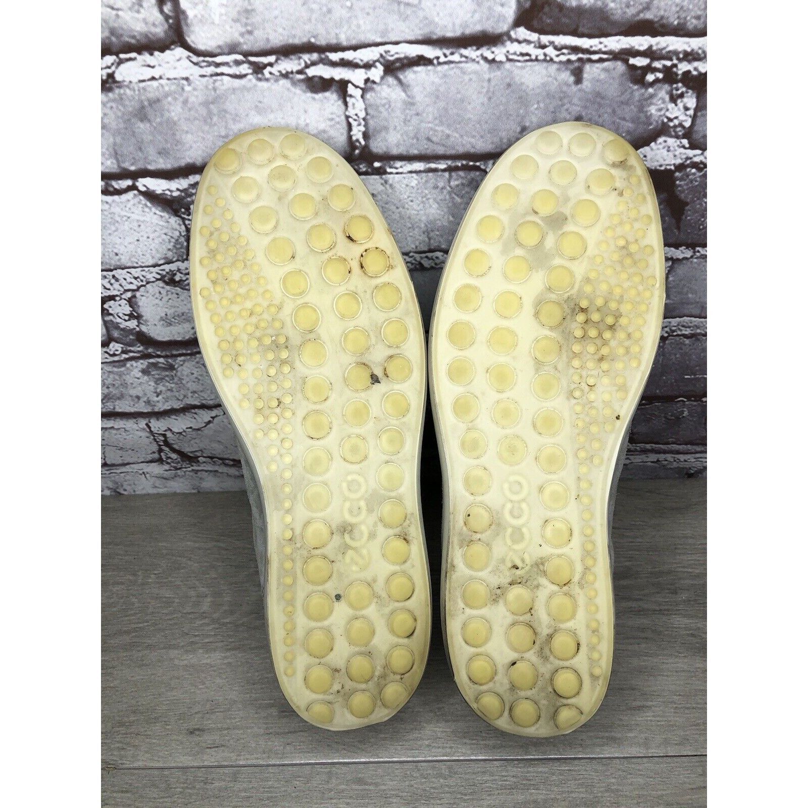 Ecco ECCO Grey Suede Leather Lace Up Comfort Casual Sneakers Shoe Size US 10 / EU 43 - 13 Thumbnail