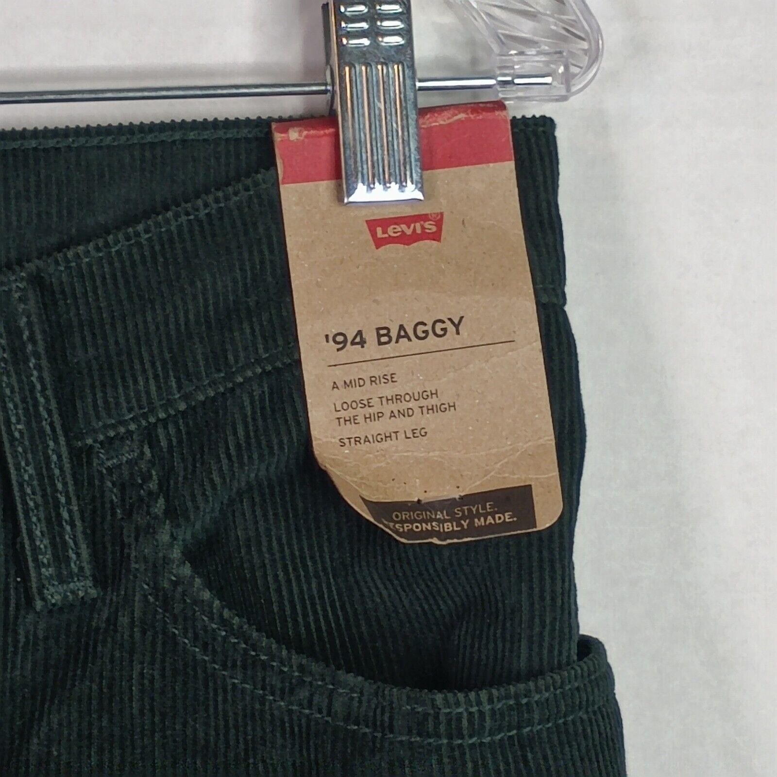Levi's Levi's Women's 94 Baggy Green Corduroy Loose Fit Pants 30x31 Size 30" / US 8 / IT 44 - 4 Thumbnail