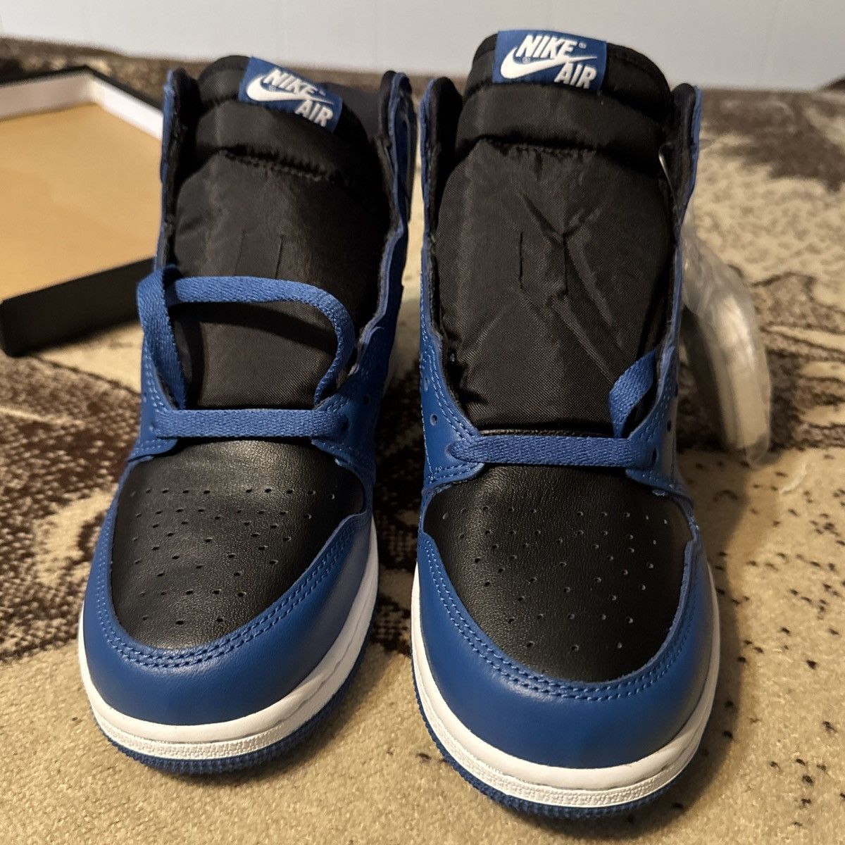 Jordan Brand AIR JORDAN 1 RETRO HIGH OG GS Size US 7 / EU 40 - 11 Thumbnail