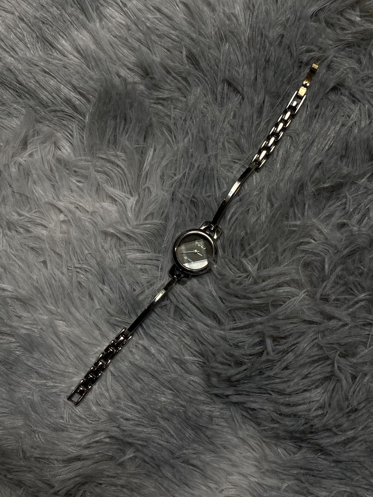 Jewelry Eyki Minimalist Bracelet Watch Japanese Brand Size ONE SIZE - 3 Thumbnail