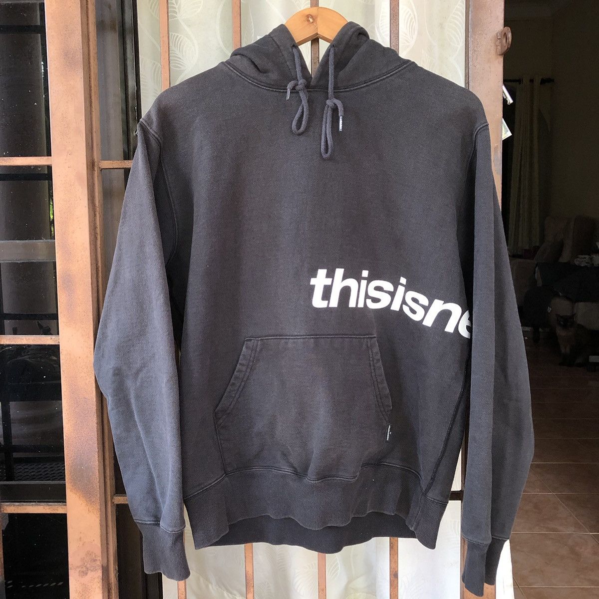 RARE Thisisneverthat T.I.N.T. Big Spellout Hoodie