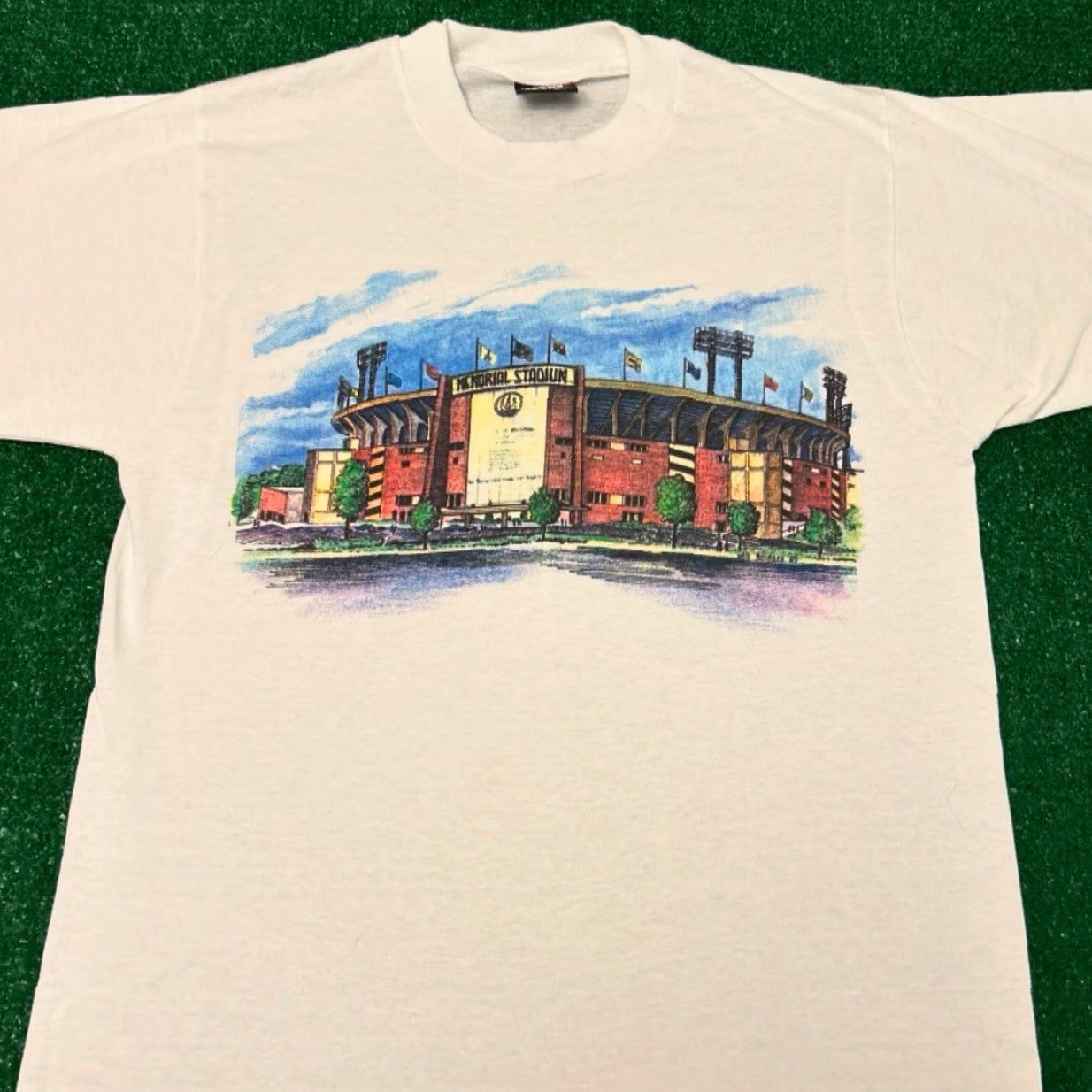 Vintage VINTAGE Memorial Stadium Baltimore Art Tee Shirt VTG Men Medium White 1990s 80s 90s Sports Retro Shirts Mens Size US M / EU 48-50 / 2 - 3 Thumbnail