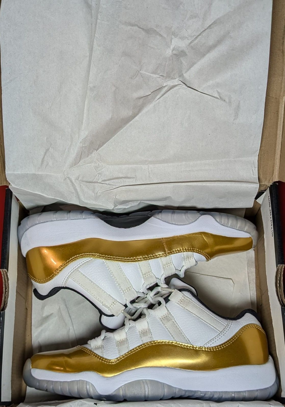 Jordan Brand Size 4.5 (GS) - Jordan 11 Retro Mid Closing Ceremony Size US 5 / EU 37 - 9 Thumbnail
