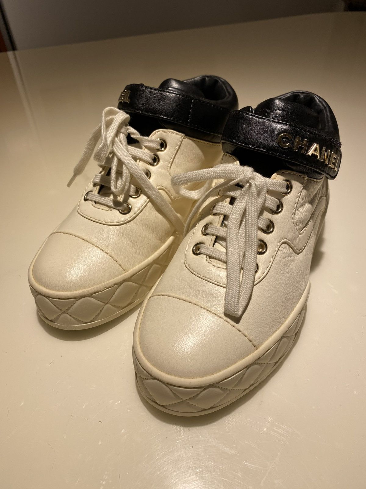 Chanel Chanel Coco Mark Leather Trainers US5.5 Size US 5.5 / IT 35.5 - 2 Thumbnail