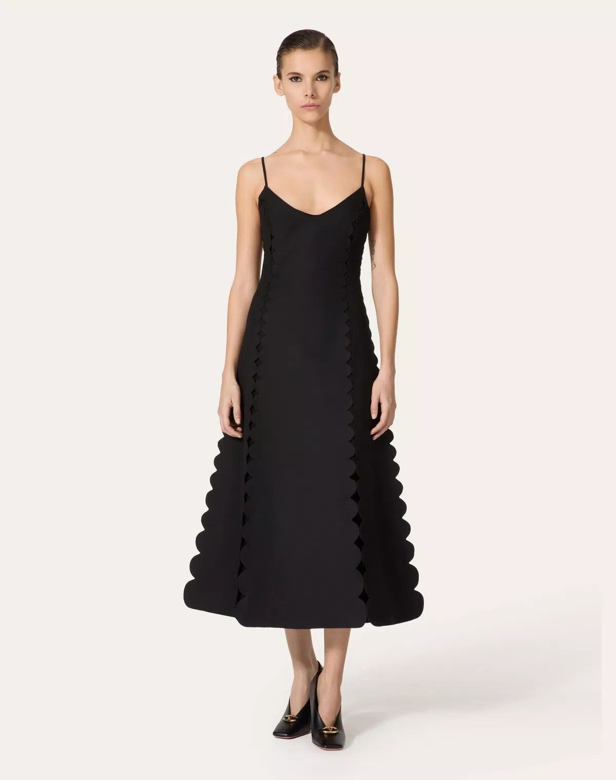 Valentino o1s1wg110426 Crepe Couture Embroidered Midi Dress in Nero Size XL / US 12-14 / IT 48-50 - 3 Thumbnail