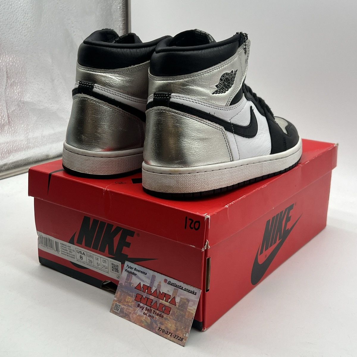 Jordan Brand Wmns air Jordan 1 high silver toe Size US 8 / IT 38 - 5 Thumbnail