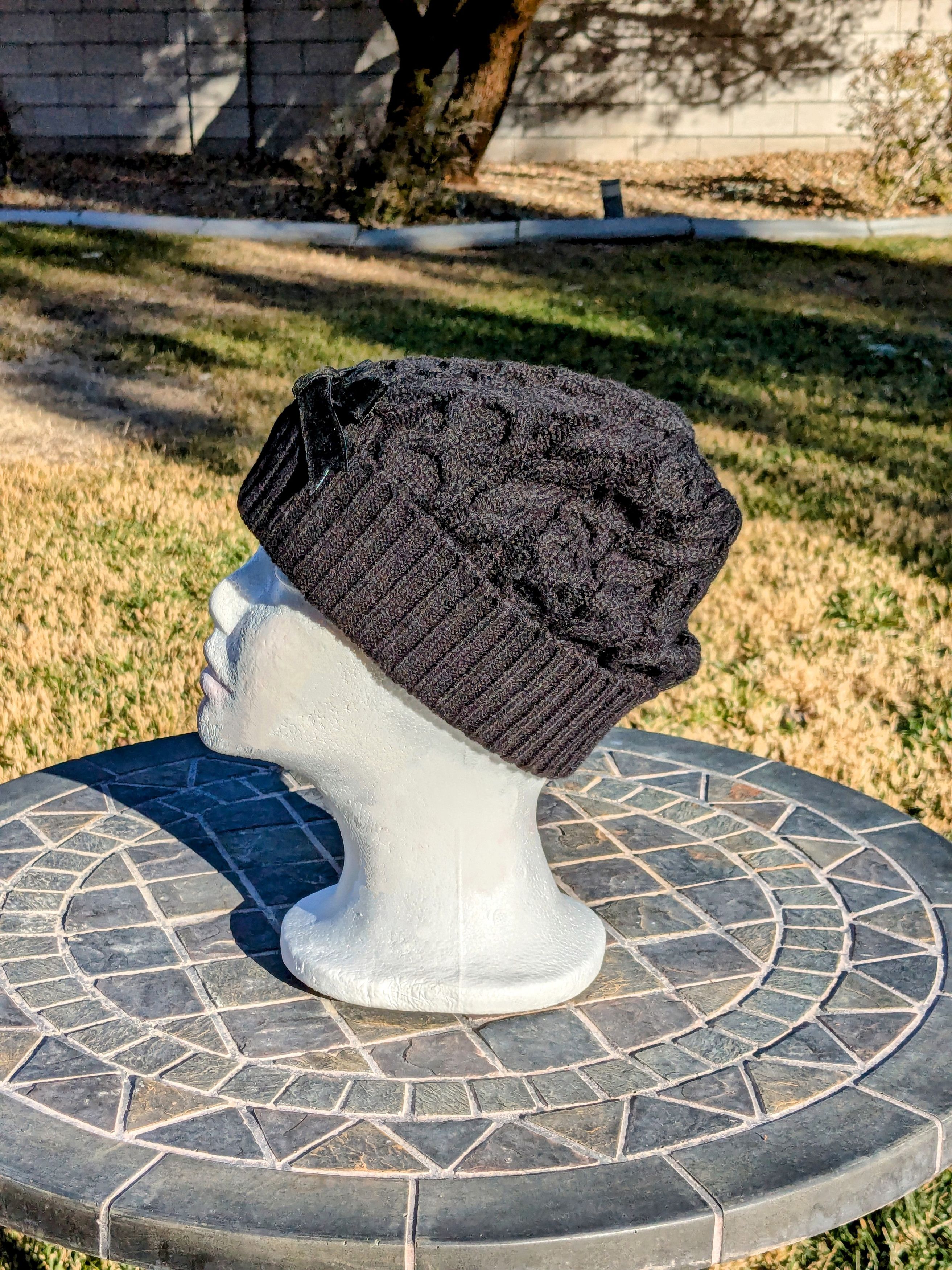 Kate Spade KATE SPADE NEW YORK Cable Shadow Black Velvet Bow Beanie Size ONE SIZE - 3 Thumbnail