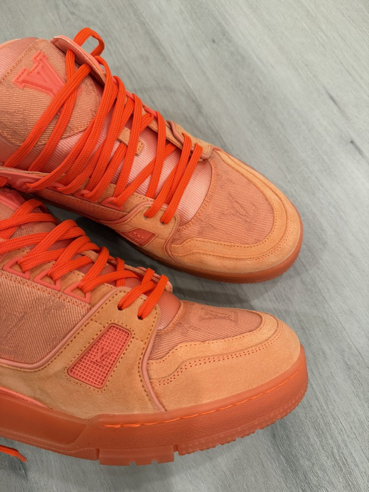Louis Vuitton Louis Vuitton Trainer Size LV9 Size US 10 / EU 43 - 4 Thumbnail