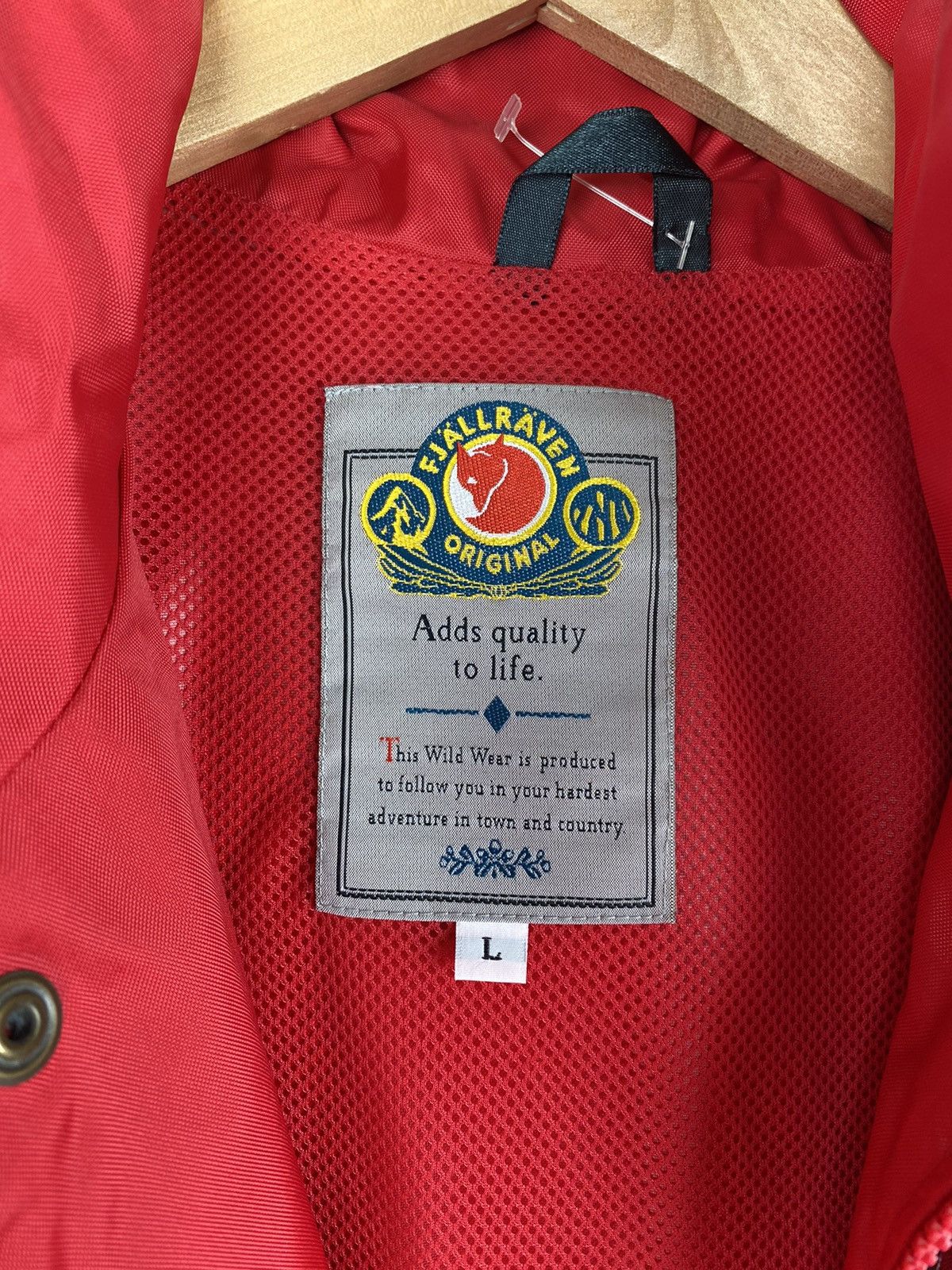 Fjallraven × Vintage Fjallraven vintage overprinted hooded windbreaker jacket Size US L / EU 52-54 / 3 - 22 Thumbnail
