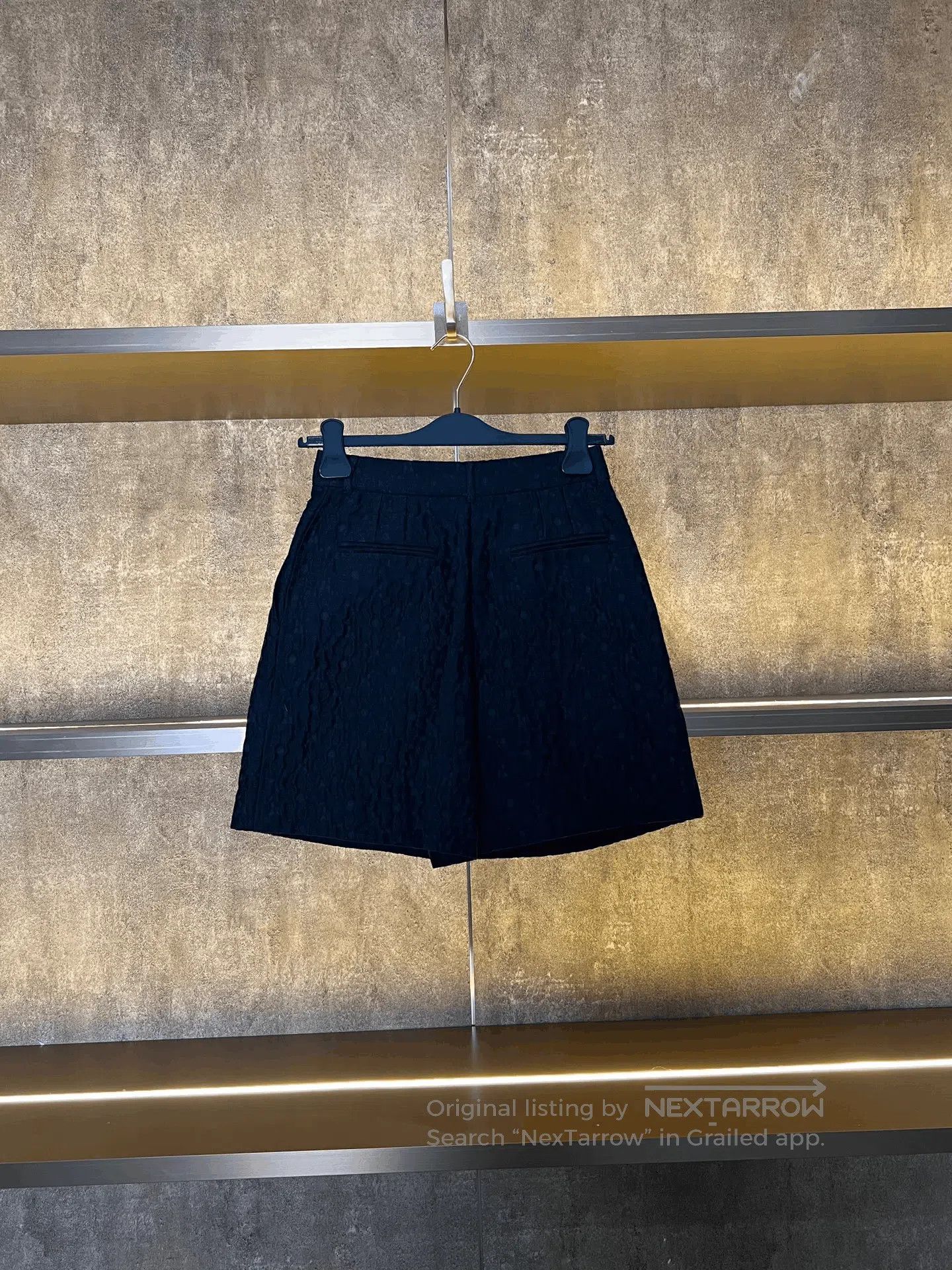 Dolce & Gabbana D&G Diamond Buckle Shorts. Size 37" - 2 Thumbnail