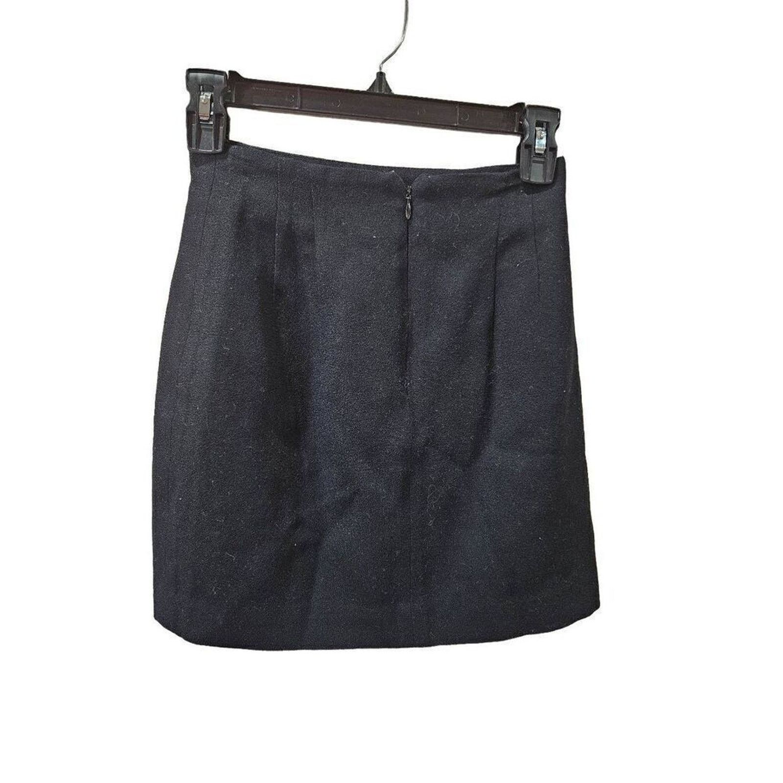 Jones New York Jones New York 2P wool skirt Size 24" / US 00 / IT 34 - 2 Thumbnail