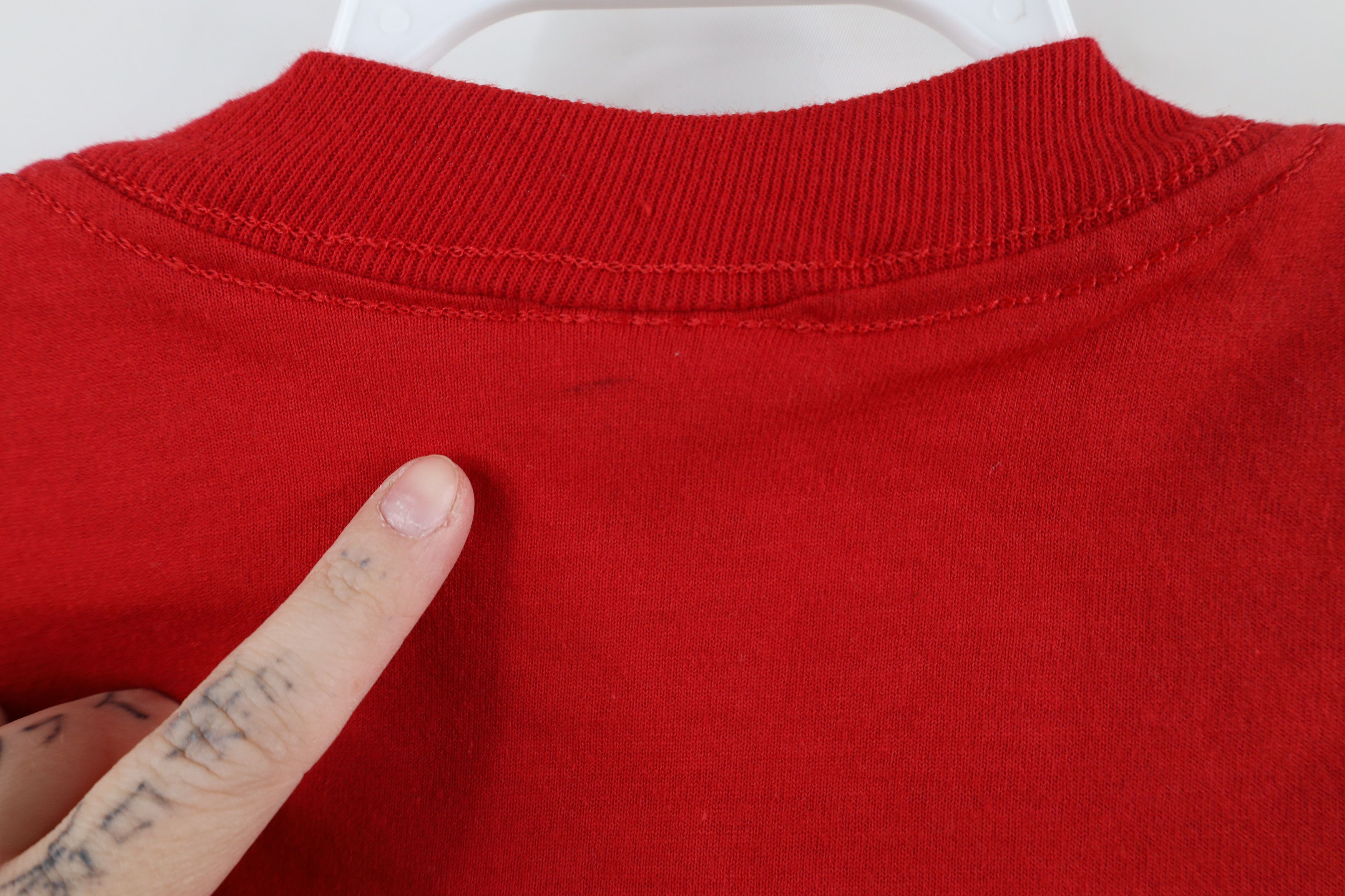 Vintage Vintage 90s Streetwear Heavyweight T-Shirt Red USA Size US L / EU 52-54 / 3 - 6 Thumbnail