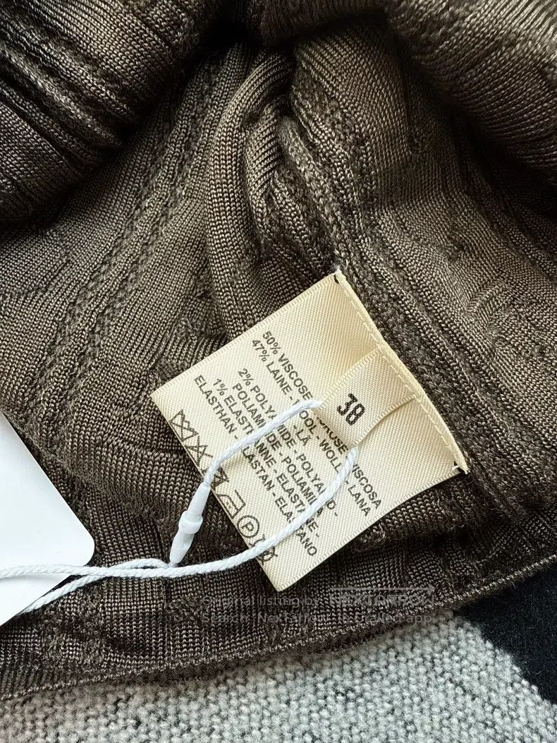 Hermes Hermes Caramel color textured knit short-sleeve top Size XS / US 0-2 / IT 36-38 - 5 Thumbnail