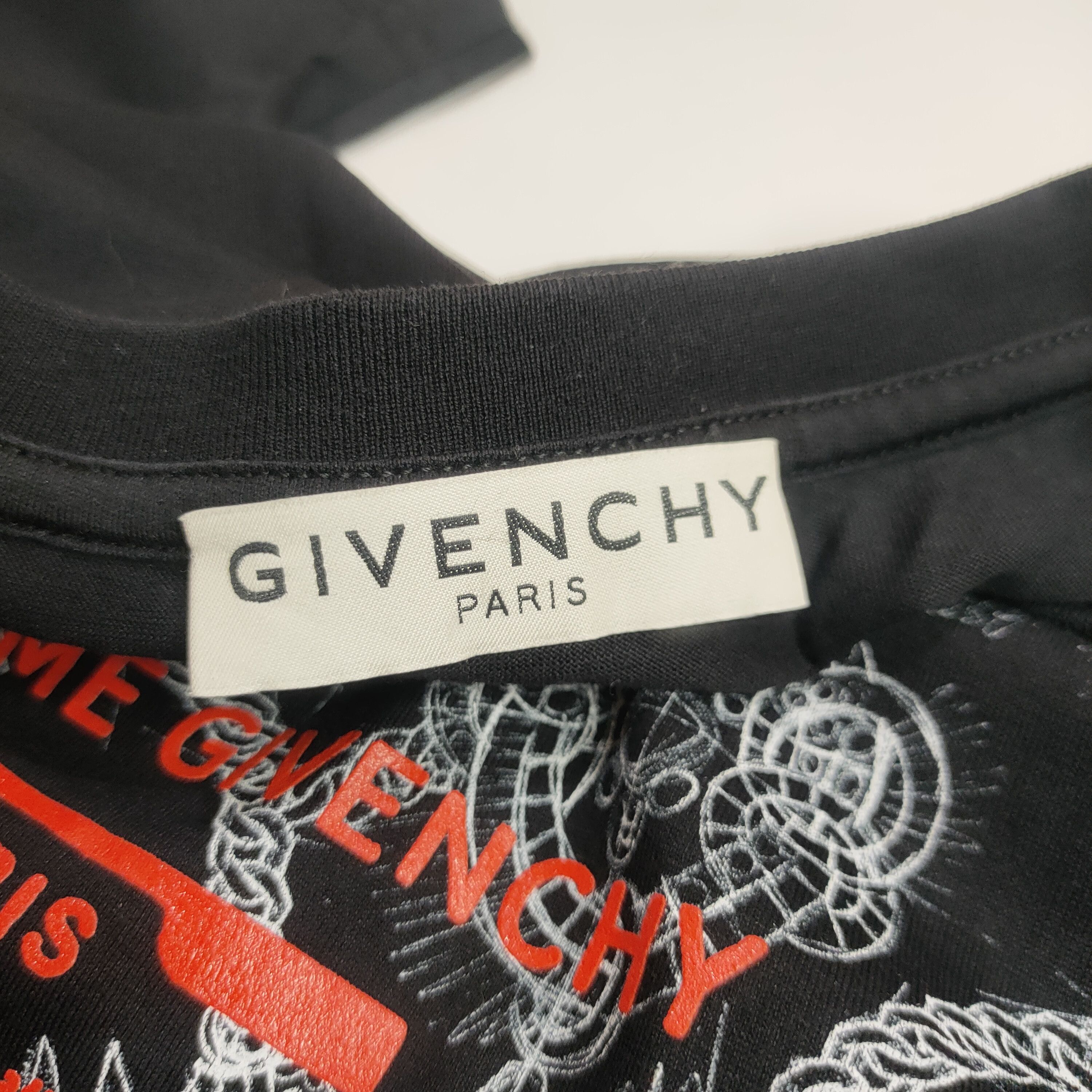 Givenchy Rare Givenchy Paris Graphic Tee – Men's Medium Size US M / EU 48-50 / 2 - 16 Thumbnail