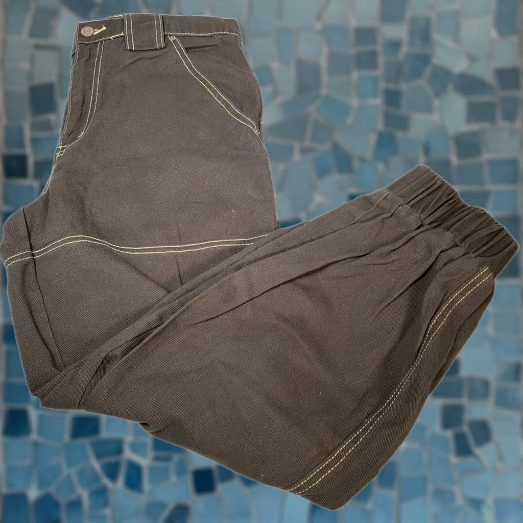 Urban Outfitters BDG Urban Outfitters Dark Olive Cargo Jogger Pants 100% Cotton Women’s Size 30 Inseam 26 in Regular Rise High Front Flat Front Pockets Tapered Size 30" / US 8 / IT 44 - 1 Thumbnail