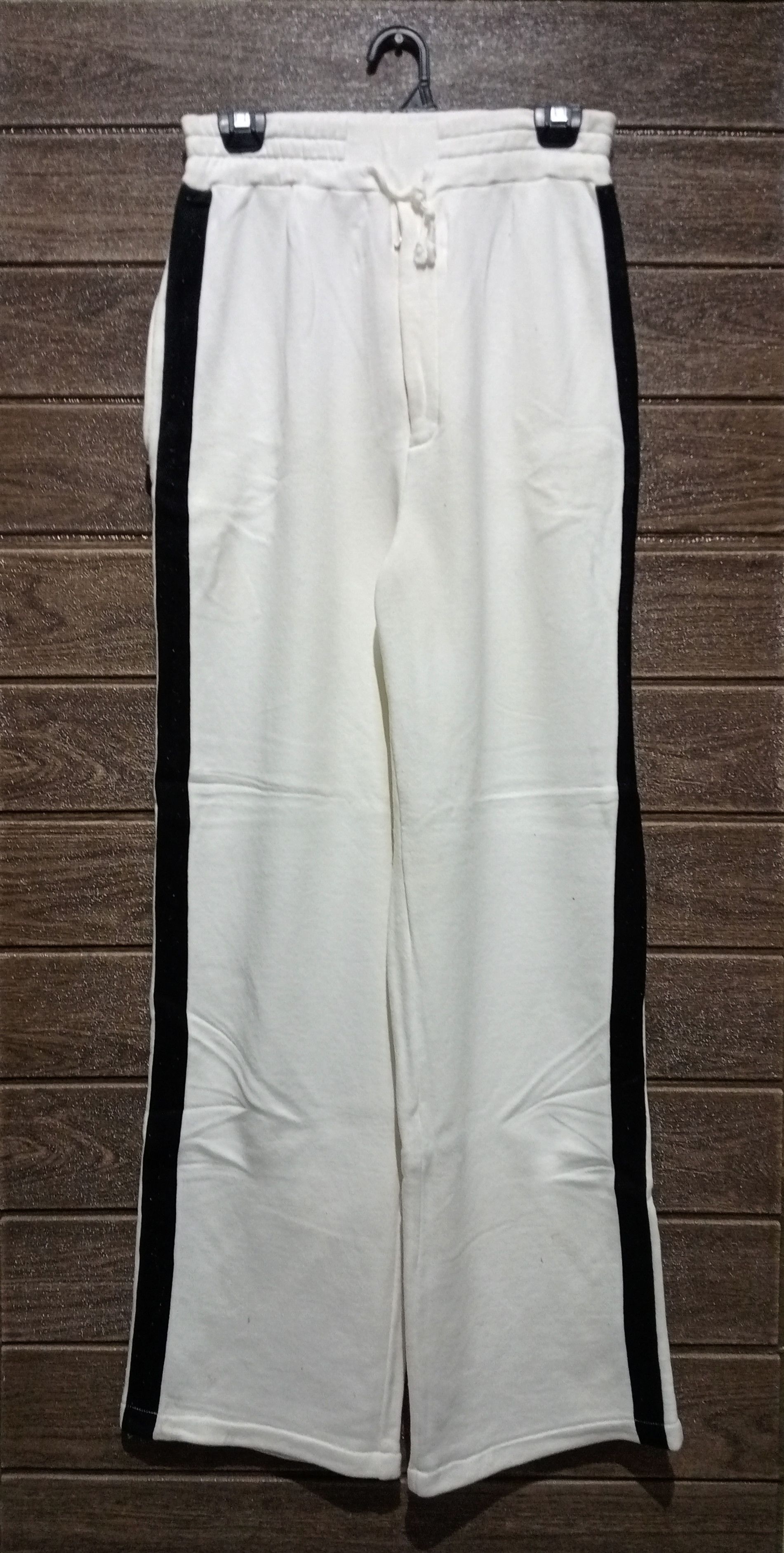 Katharine Hamnett London Katherine Hamnett London Sweatpants Very Rare Size US 32 / EU 48 - 1 Thumbnail