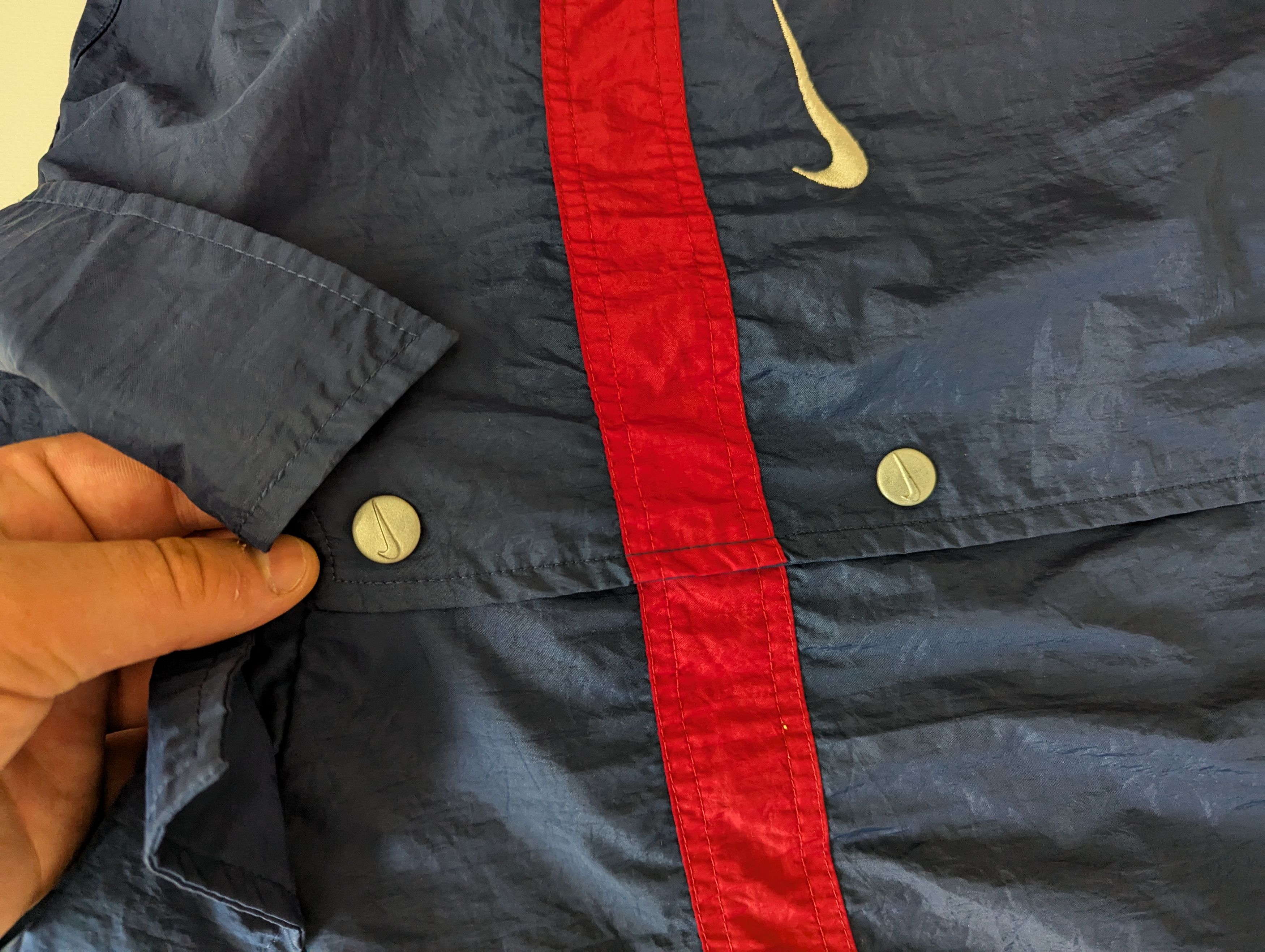 Nike × Vintage Nike Vintage Windbreaker Nylon Jacket Size US L / EU 52-54 / 3 - 4 Thumbnail