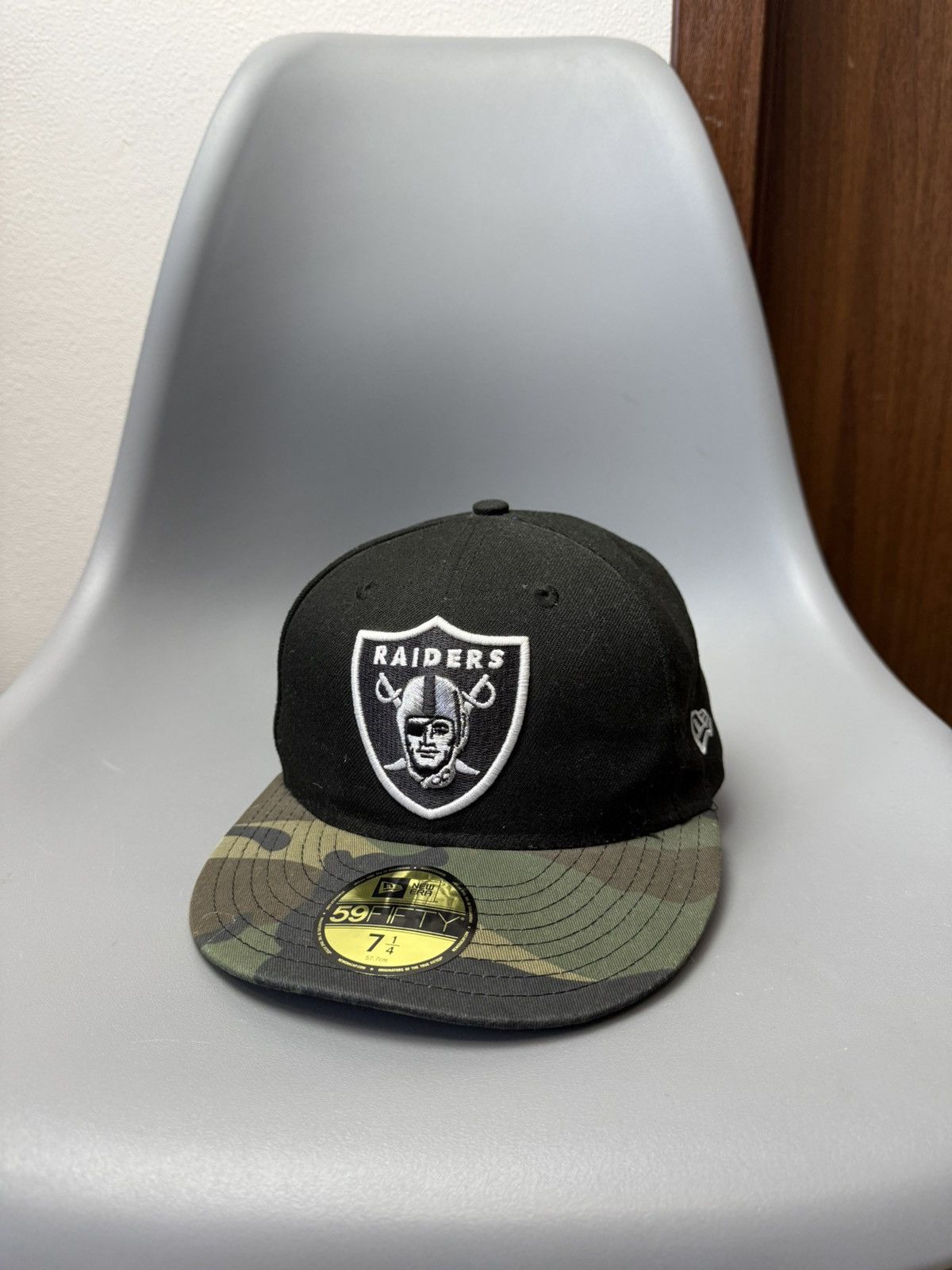 NFL Vintage Los Angeles Raiders Snapback Hat Size ONE SIZE - 1 Thumbnail