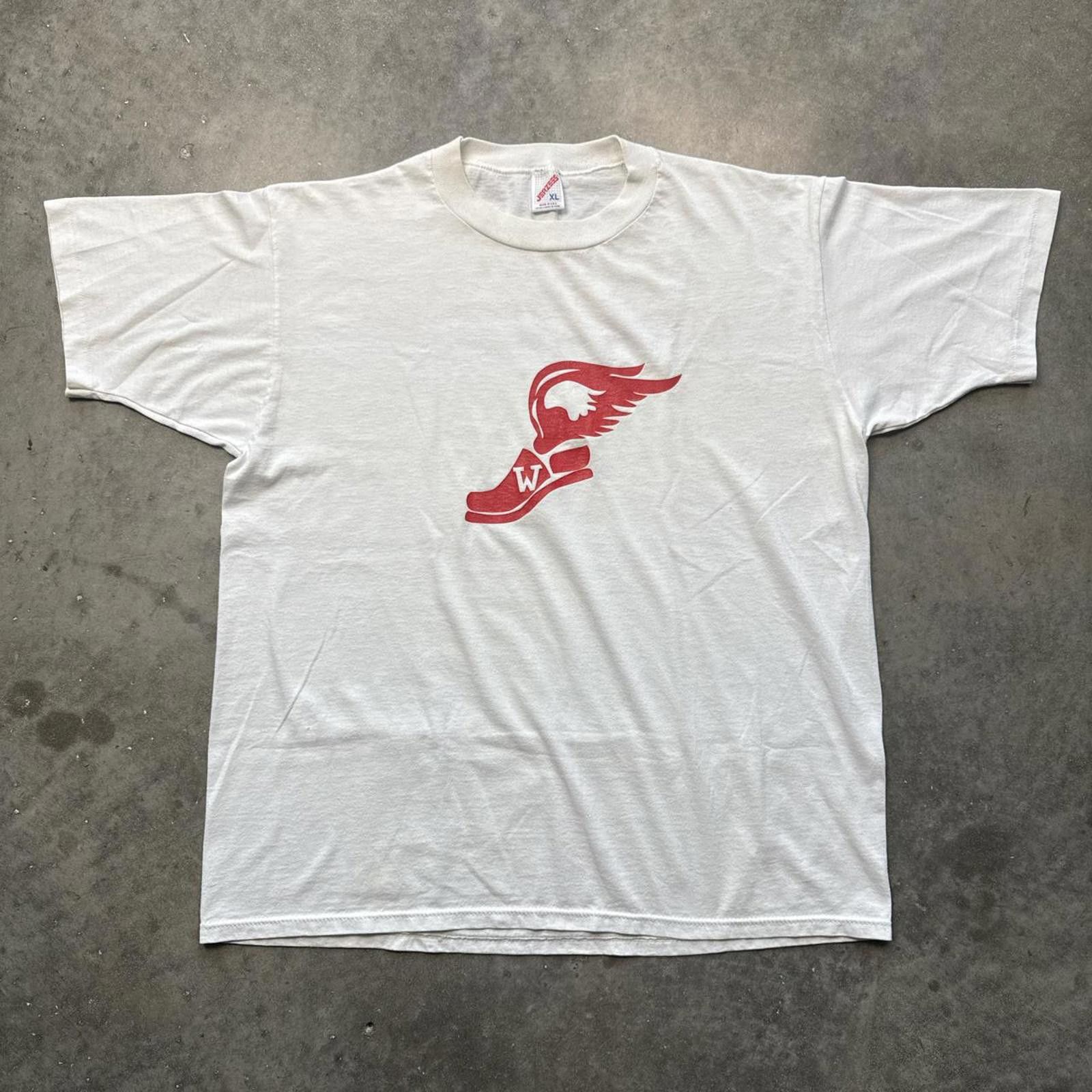 Other Dreams & Dedication Make A Powerful Combination 90's T-Shirt Size US XL / EU 56 / 4 - 1 Thumbnail
