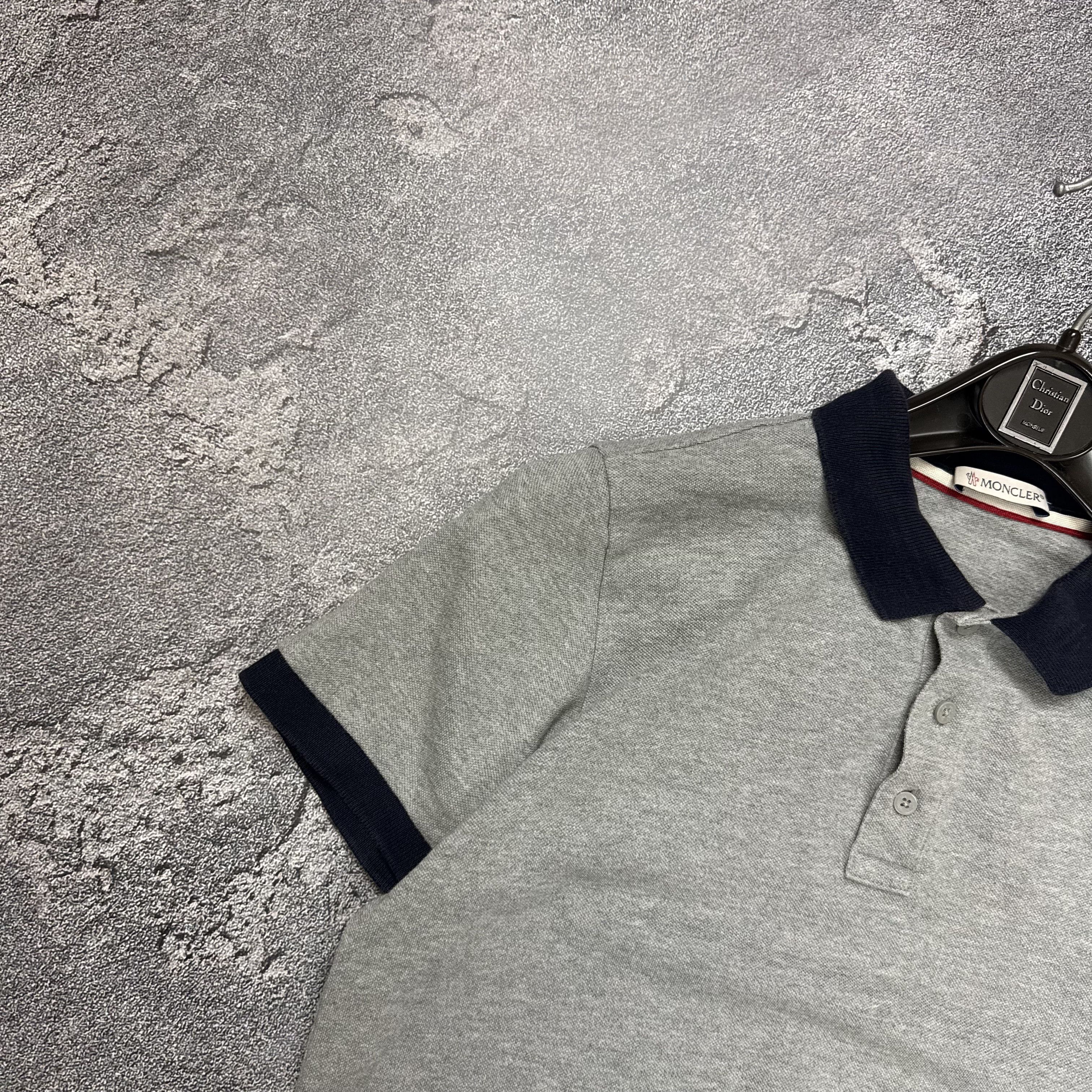 Moncler Vintage Polo Moncler Gray Size XS Size US XS / EU 42 / 0 - 3 Thumbnail