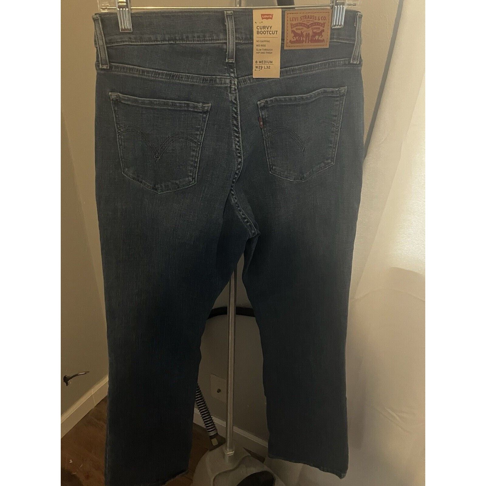 Levi's Levi's Women's Curvy Bootcut Jeans mid rise 8 Med W29 L32 Size 30" / US 8 / IT 44 - 2 Thumbnail