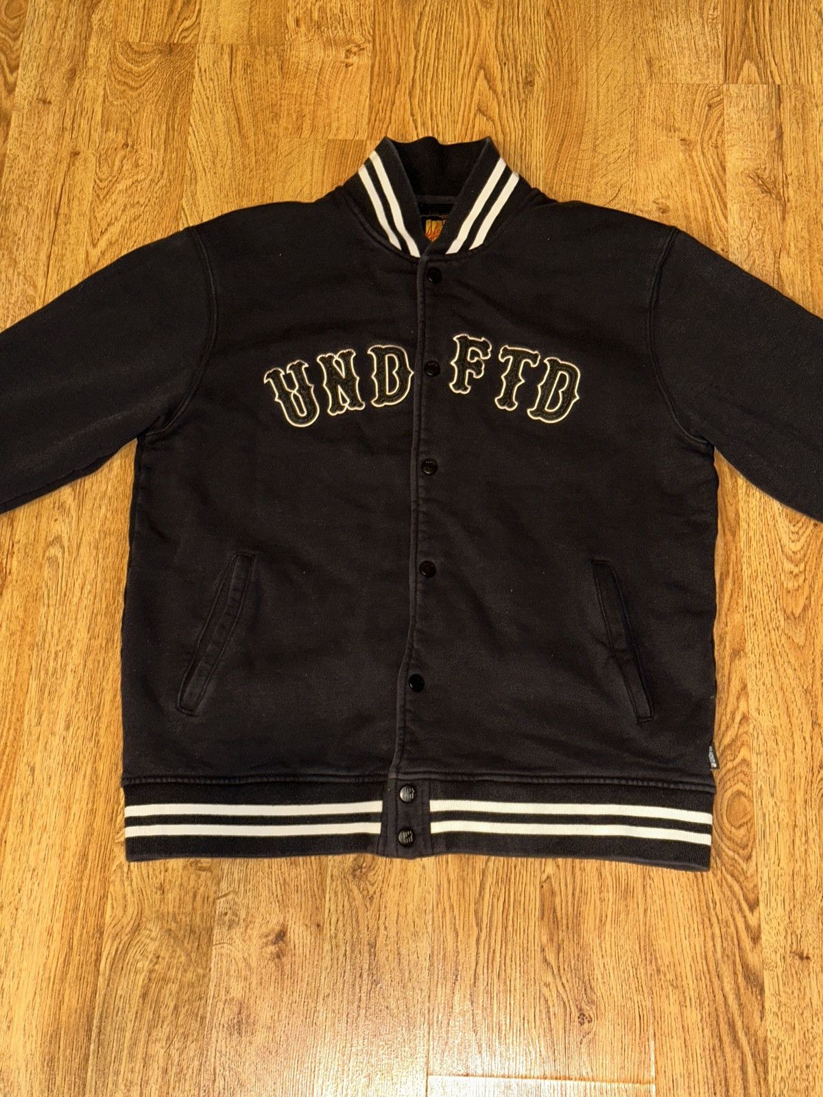 Undefeated Undefeated UNDFTD VARSITY Black Spell Out Jacket Men's XL Size US XL / EU 56 / 4 - 9 Thumbnail