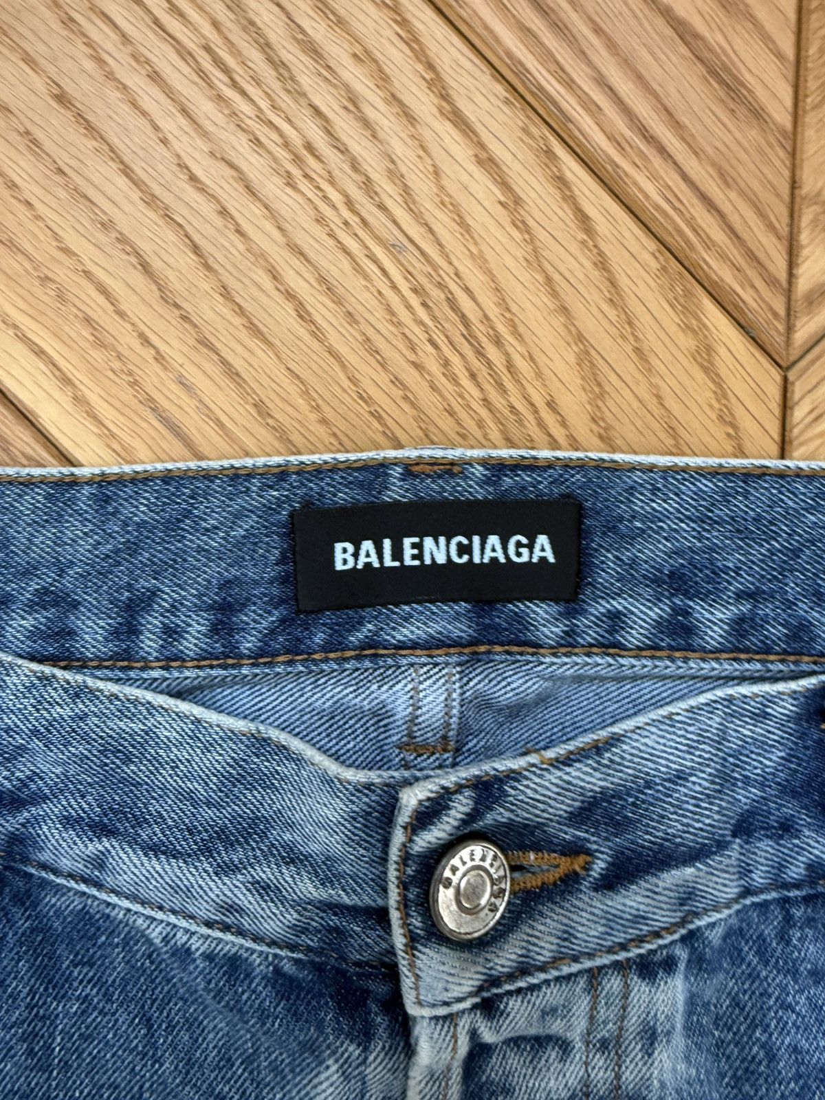 Balenciaga Balenciaga flared bootcut denim jeans Size US 30 / EU 46 - 4 Thumbnail