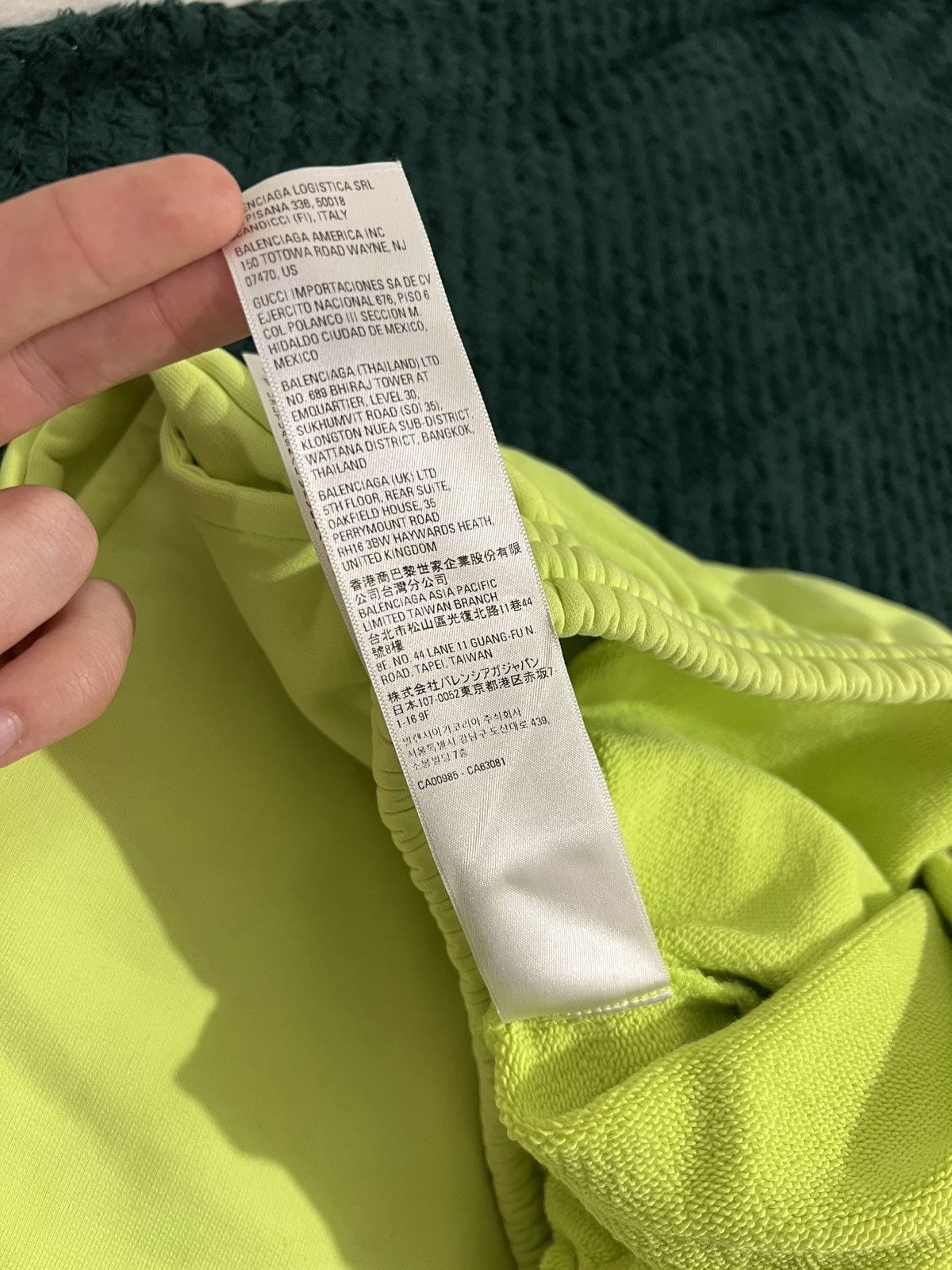 Balenciaga BALENCIAGA BB Corp Track Shorts Neon Yellow Size US 32 / EU 48 - 14 Thumbnail