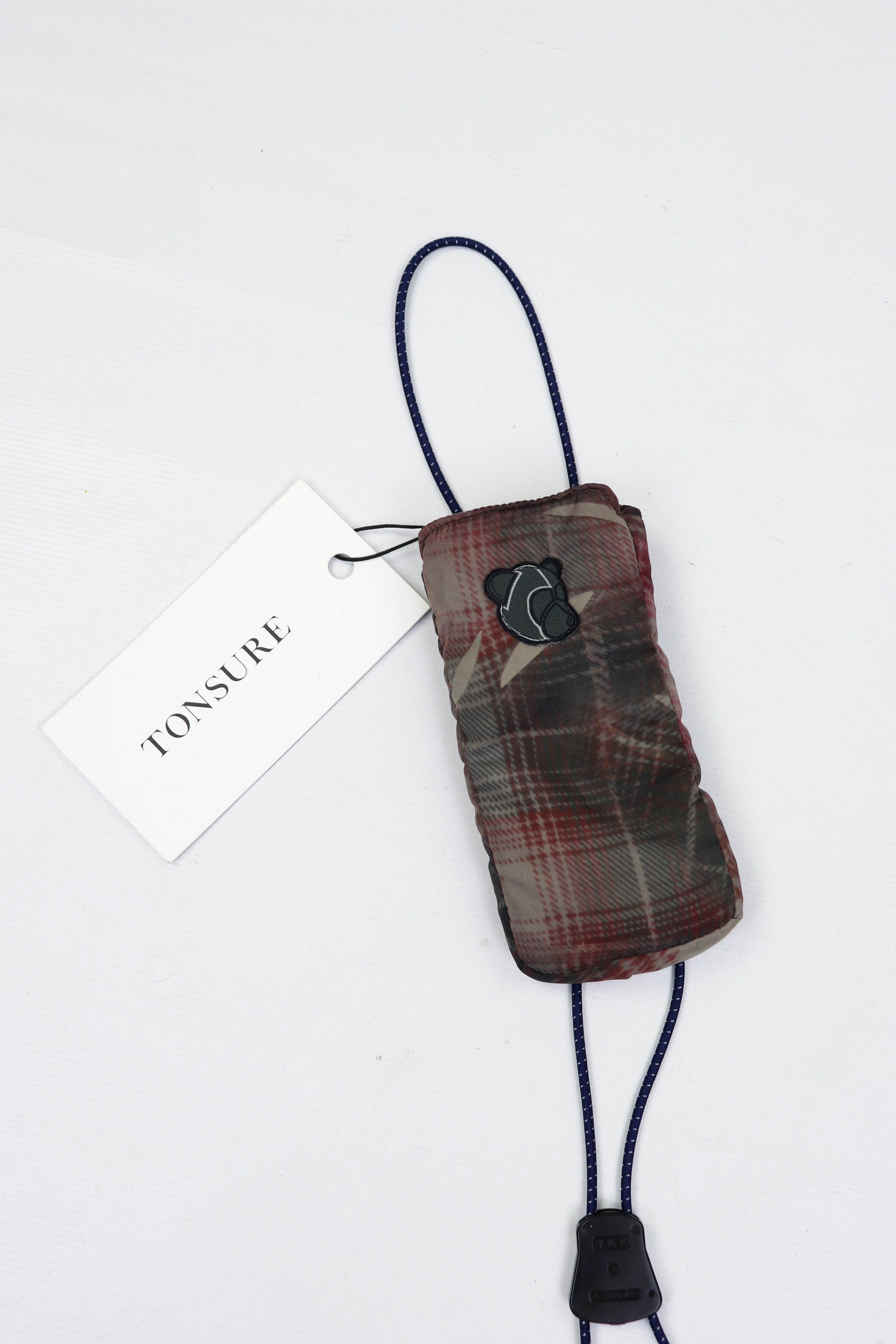 Tonsure Tonsure S/S 2019 Crunched Check Elastic Cord Detail Pouch Size ONE SIZE - 1 Thumbnail