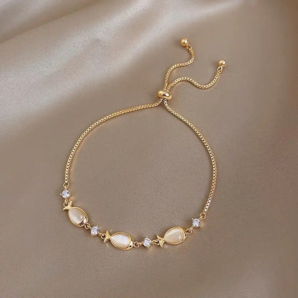 Other Elegant Small Fish Bracelet Size ONE SIZE - 1 Thumbnail