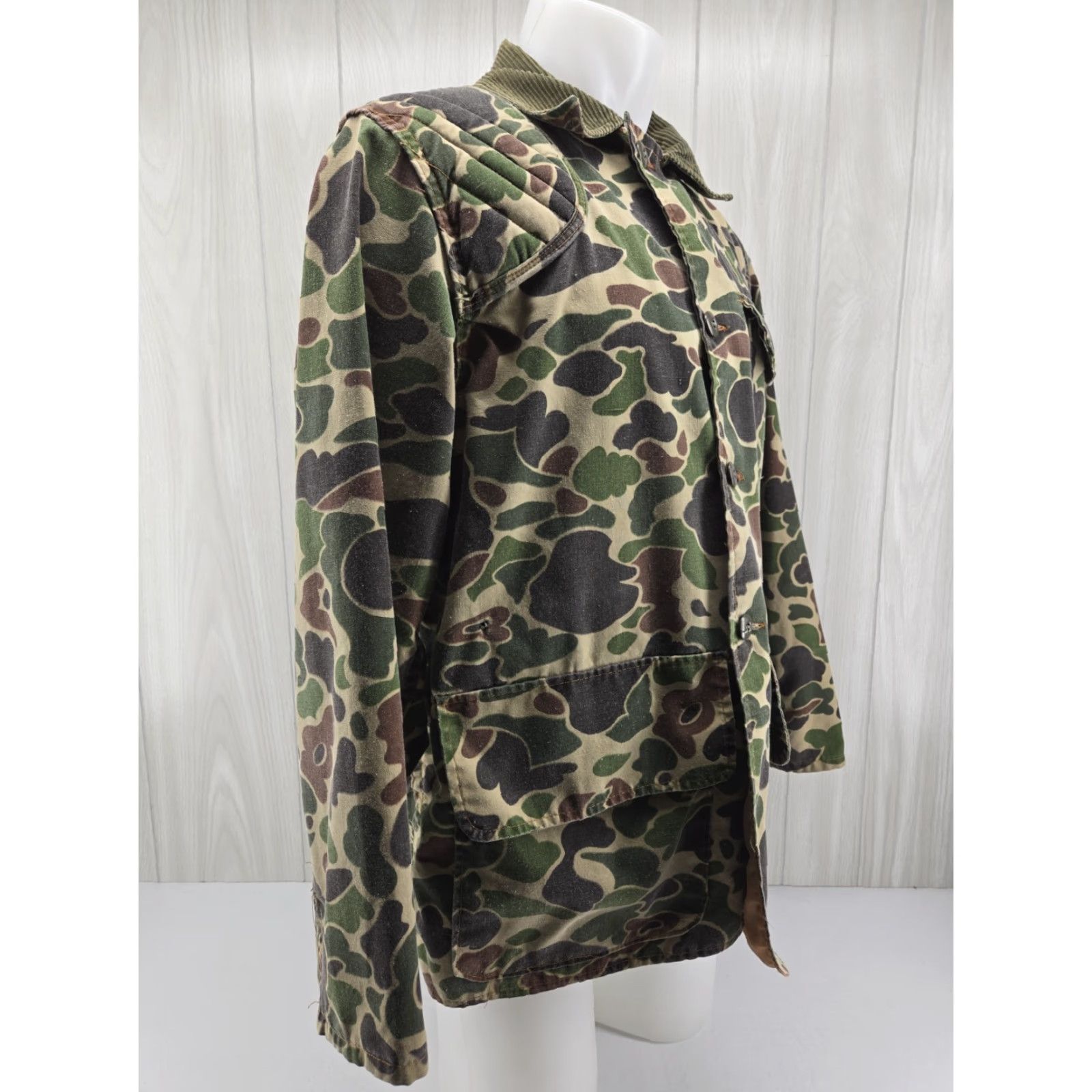 JCPenney VTG JCPenney Hunting Jacket Duck Camouflage Mens L/XL Button Up Shirt Size US L / EU 52-54 / 3 - 6 Thumbnail