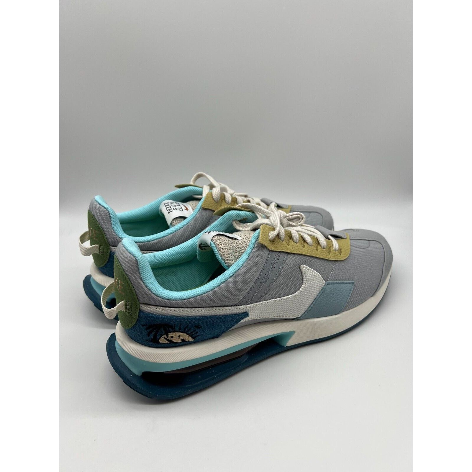 Nike Nike Air Max Pre-Day SE Wolf Grey Sail Rift Blue Men's 11, Size US 11 / EU 44 - 11 Thumbnail