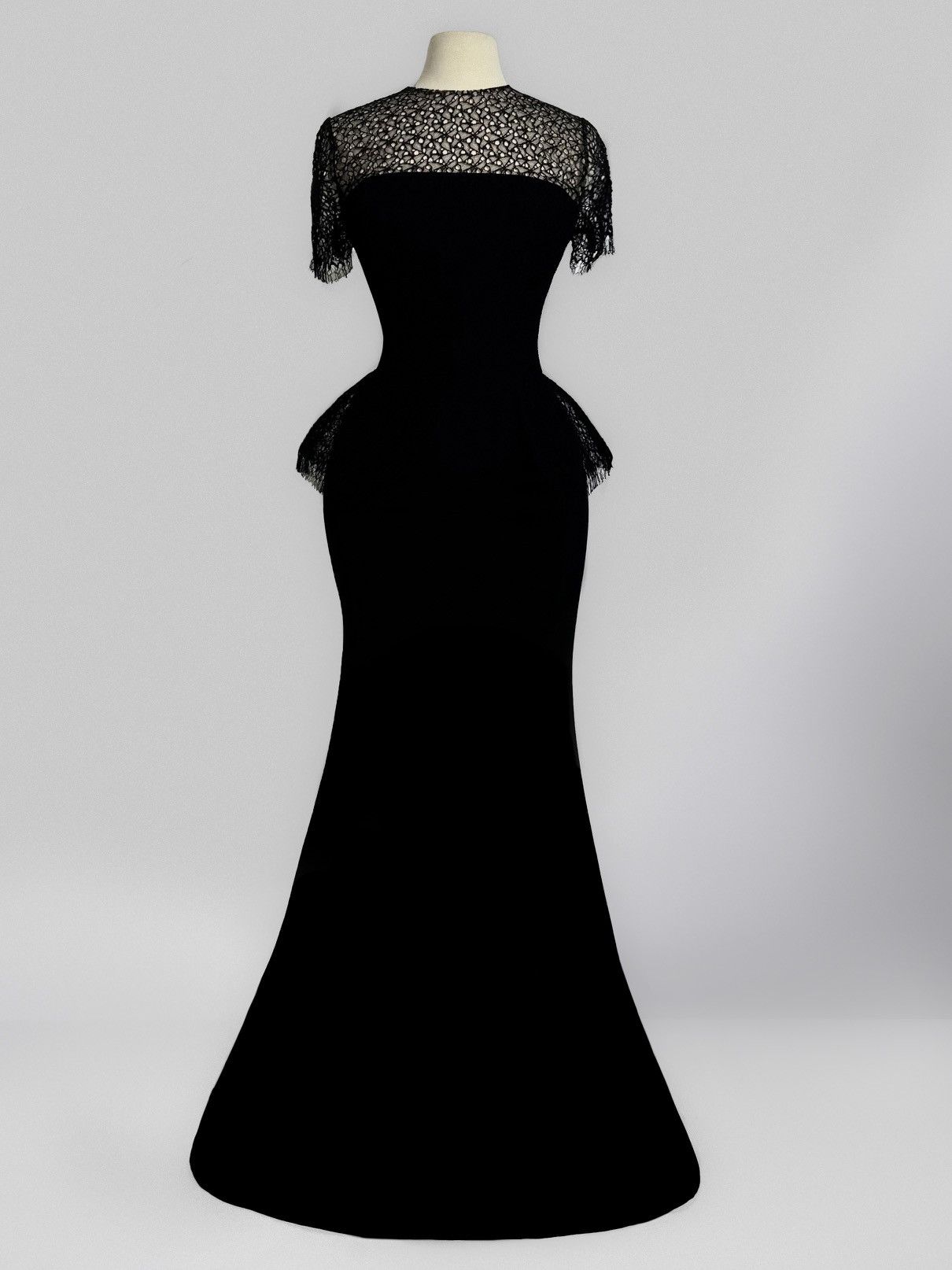 Jason Wu Brand New US 12 JASON WU Black Sheer Lace Overlay Gown Size XL / US 12-14 / IT 48-50 - 1 Thumbnail