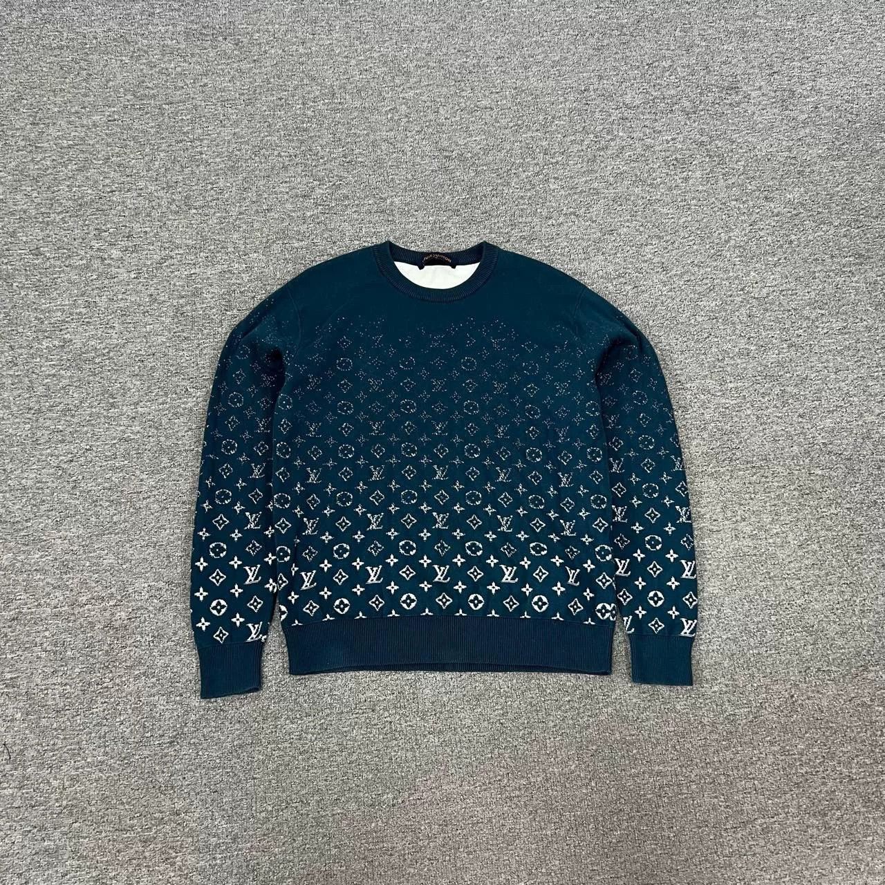 Louis Vuitton Louis Vuitton All-Over Logo Knit Sweater Size US S / EU 44-46 / 1 - 1 Thumbnail