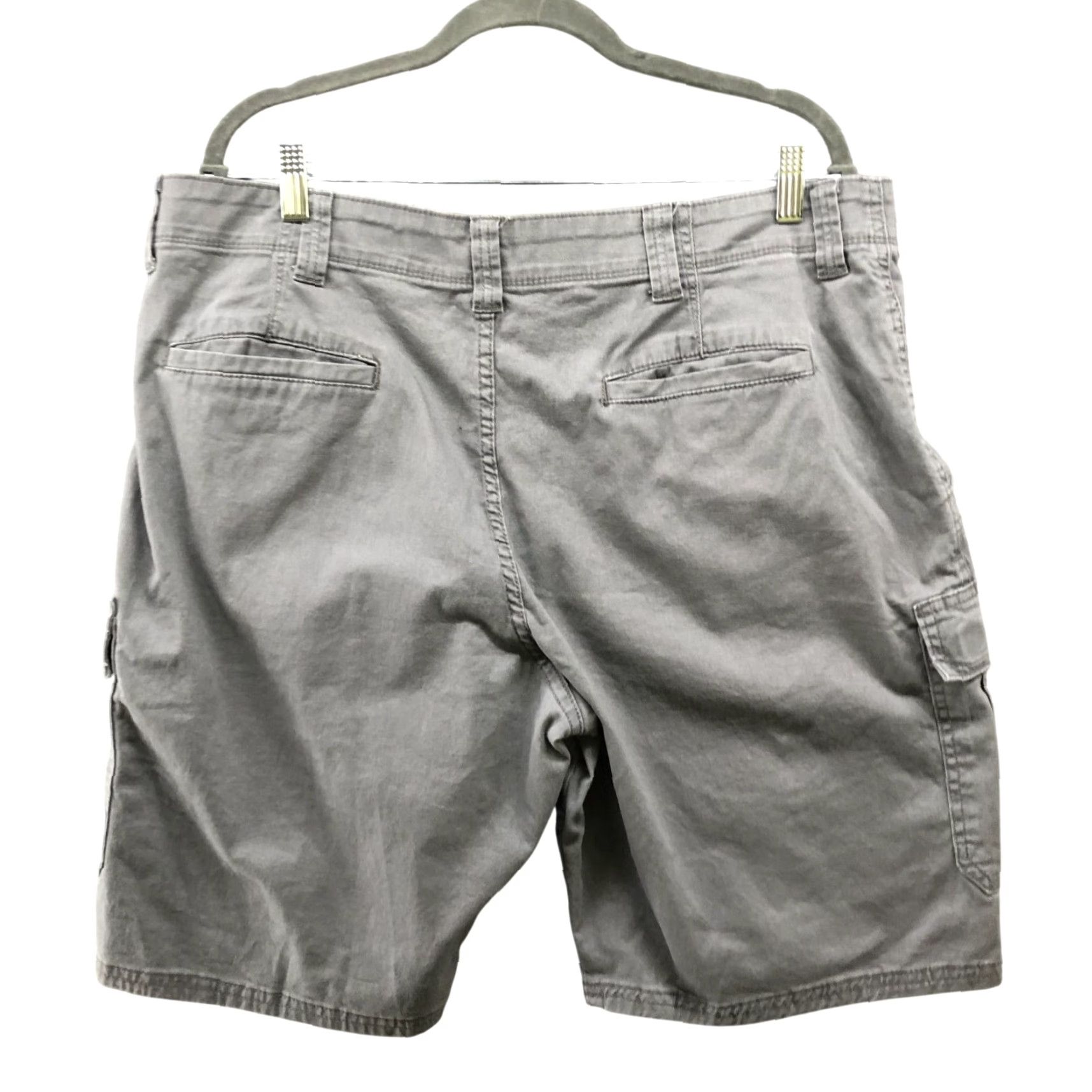 Wrangler Wrangler Cargo Shorts Mens 38 Gray Khaki Relaxed Fit Canvas Cotton Blend Cargo Pockets Outdoor Workwear 9 In Inseam Mens Size US 38 / EU 54 - 2 Thumbnail